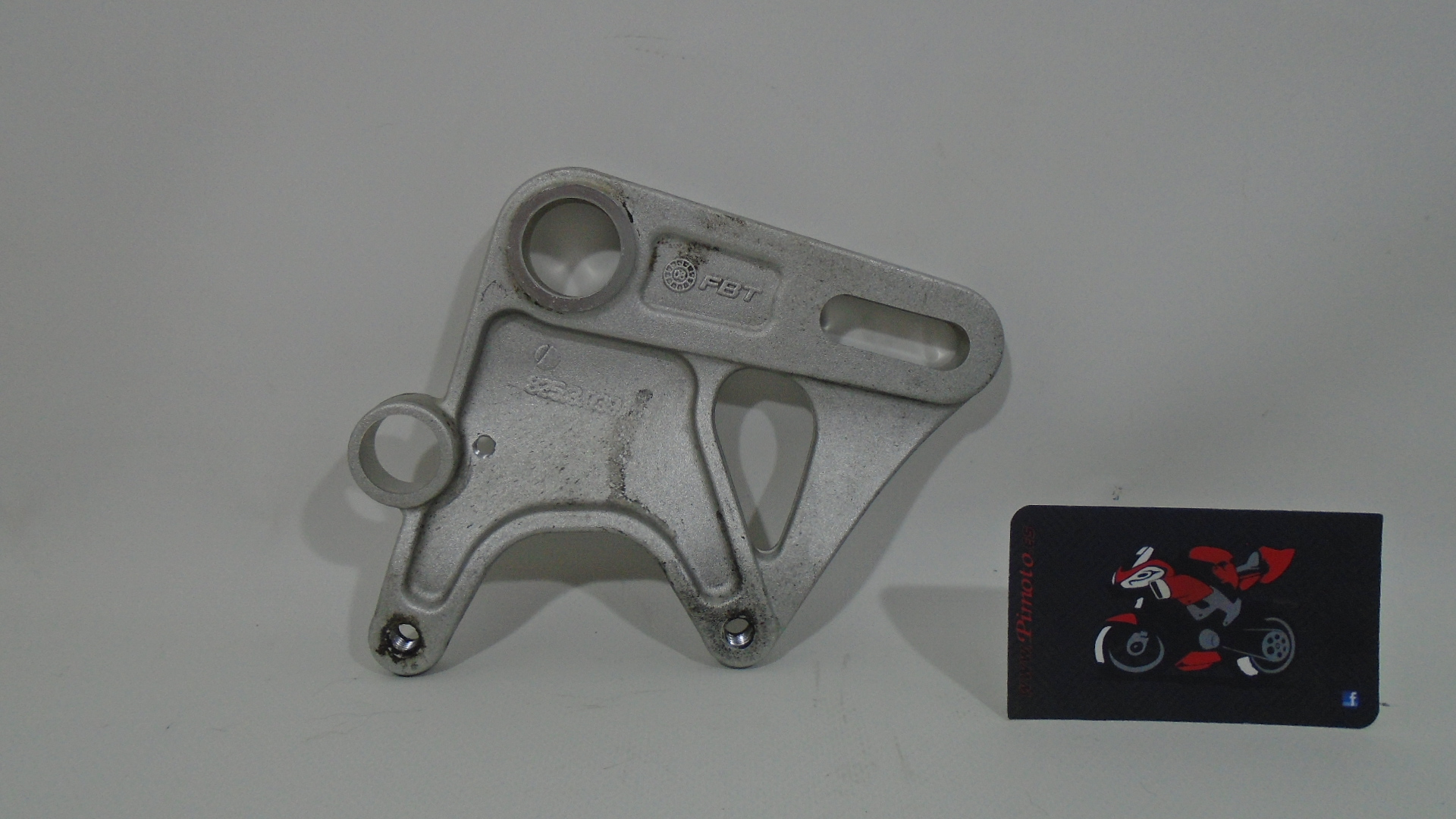 SOPORTE PINZA FRENO TRASERO DUCATI MONSTER 696