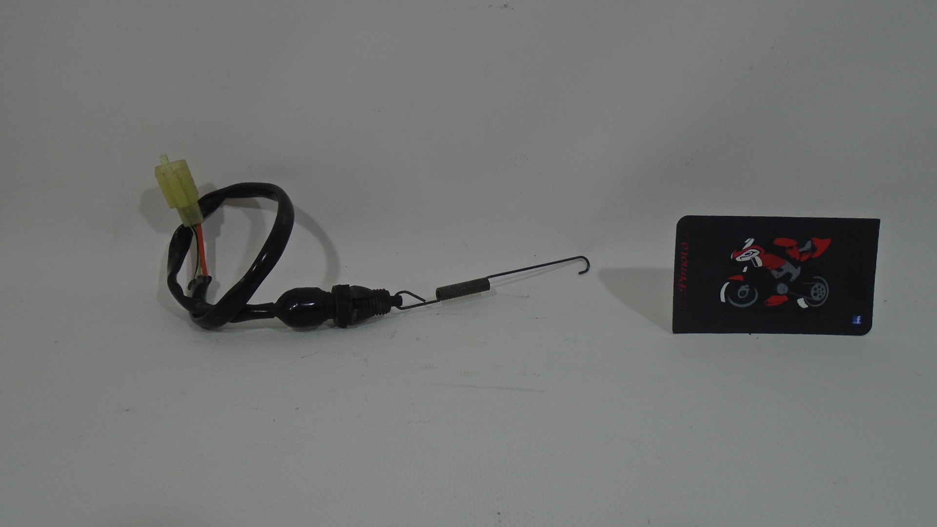 INTERRUPTOR DE FRENO TRASERO SUZUKI GSR 600 06-08