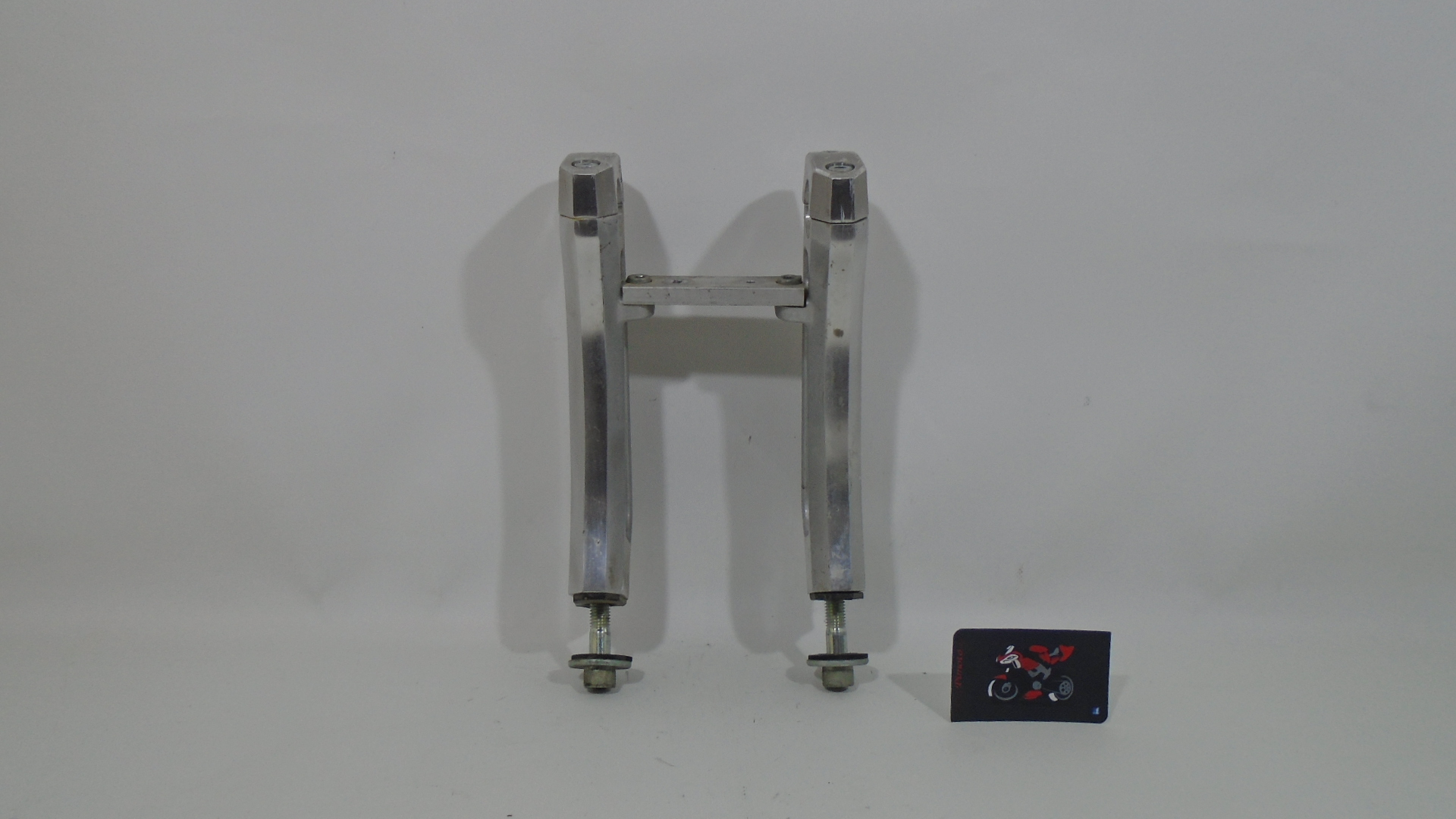 CONJUNTO TORRETAS MANILLAR SUZUKI INTRUDER M1800R