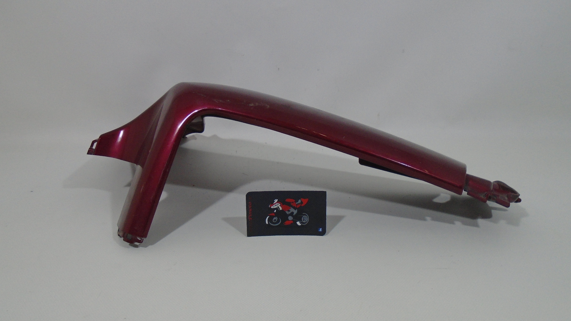 LATERAL IZQUIERDO RADIADOR SUZUKI INTRUDER M1800R - Imagen 3