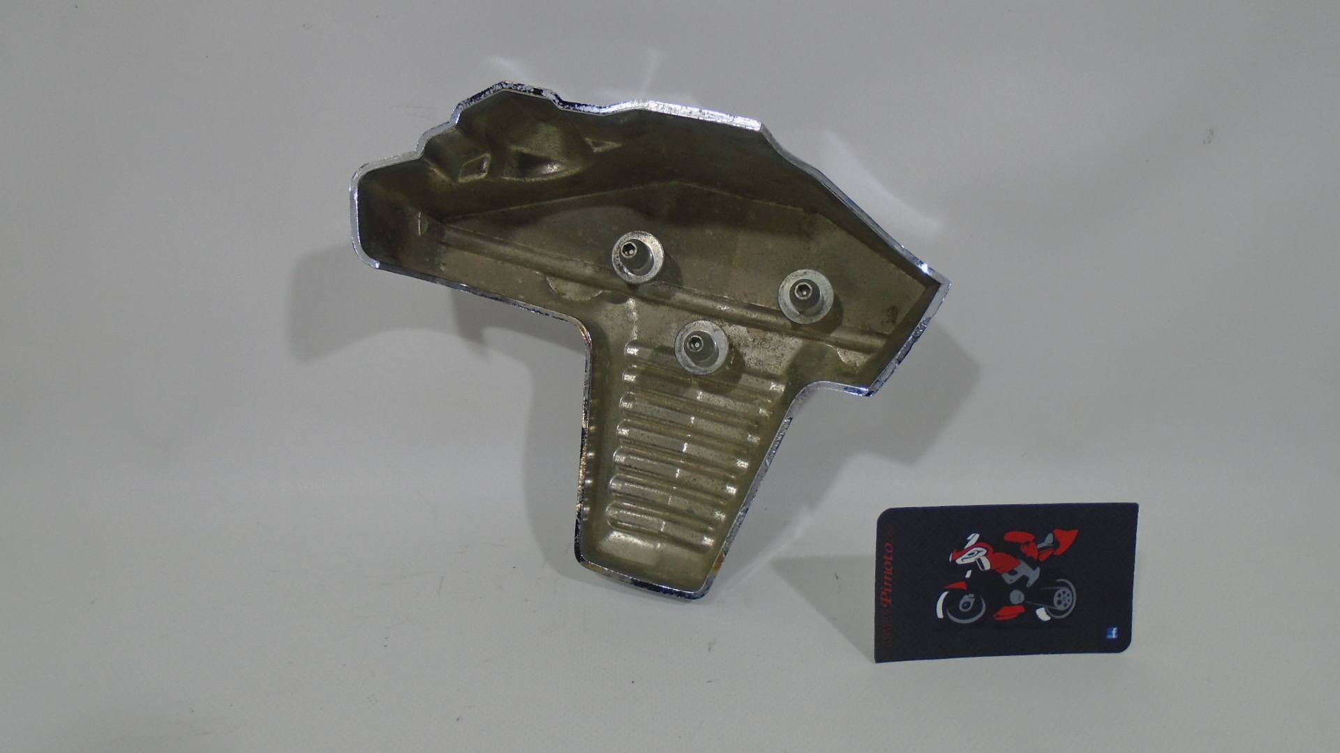 CUBIERTA CILINDRO TRASERO IZQUIERDA SUZUKI INTRUDER M1800R - Imagen 3