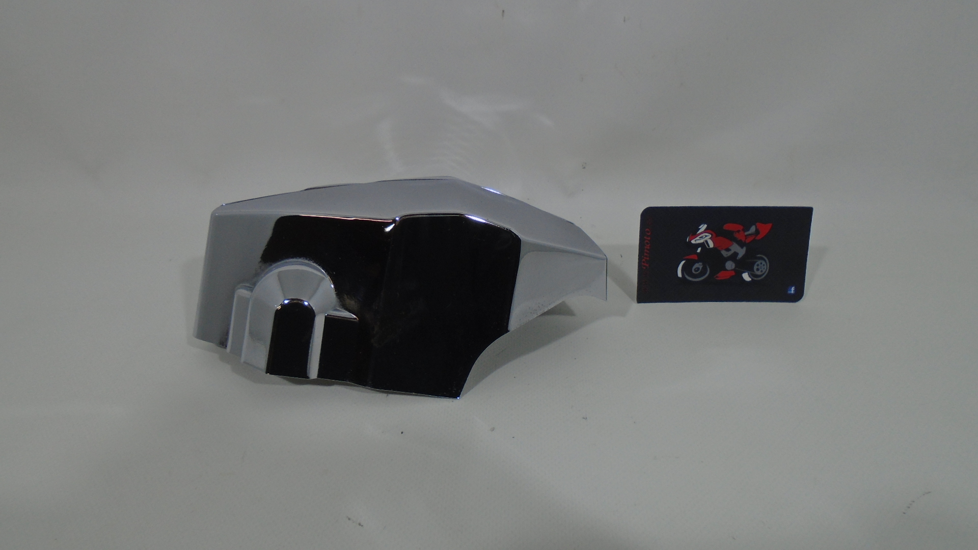 CUBIERTA CILINDRO TRASERO IZQUIERDA SUZUKI INTRUDER M1800R - Imagen 4