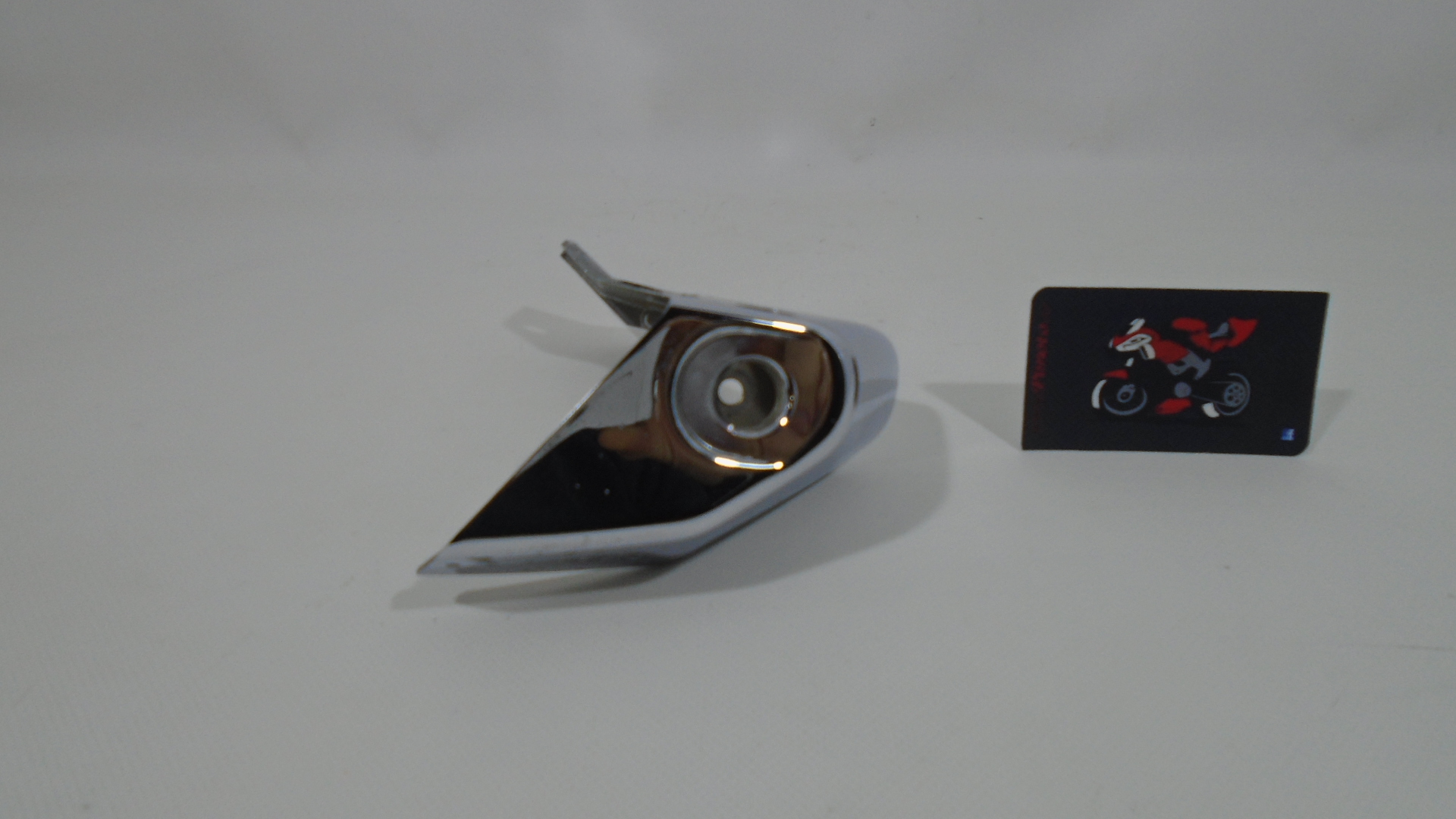 SOPORTE CROMO INTERMITENTE DELANTERO IZQUIERDO SUZUKI INTRUDER M1800R - Imagen 3