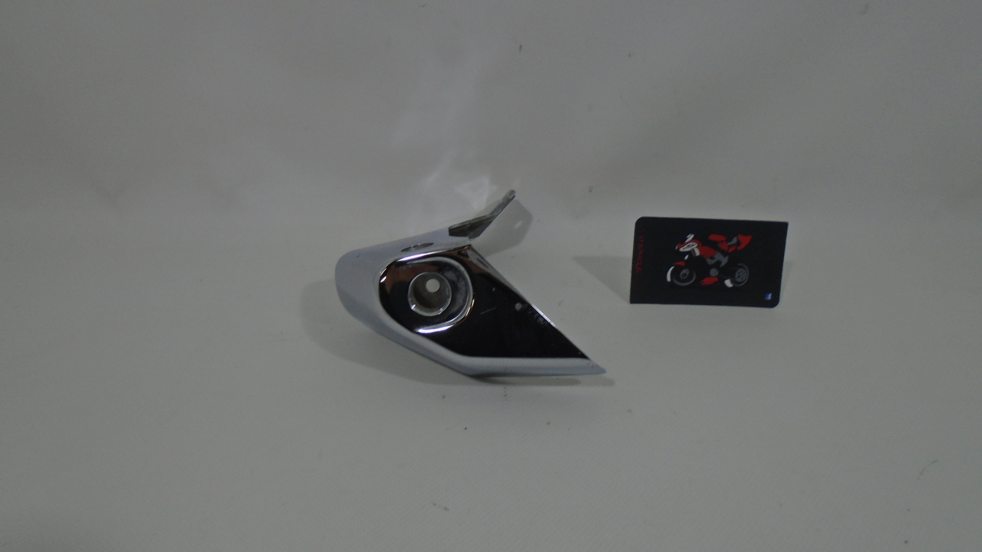 SOPORTE CROMO INTERMITENTE DELANTERO DERECHO SUZUKI INTRUDER M1800R - Imagen 3