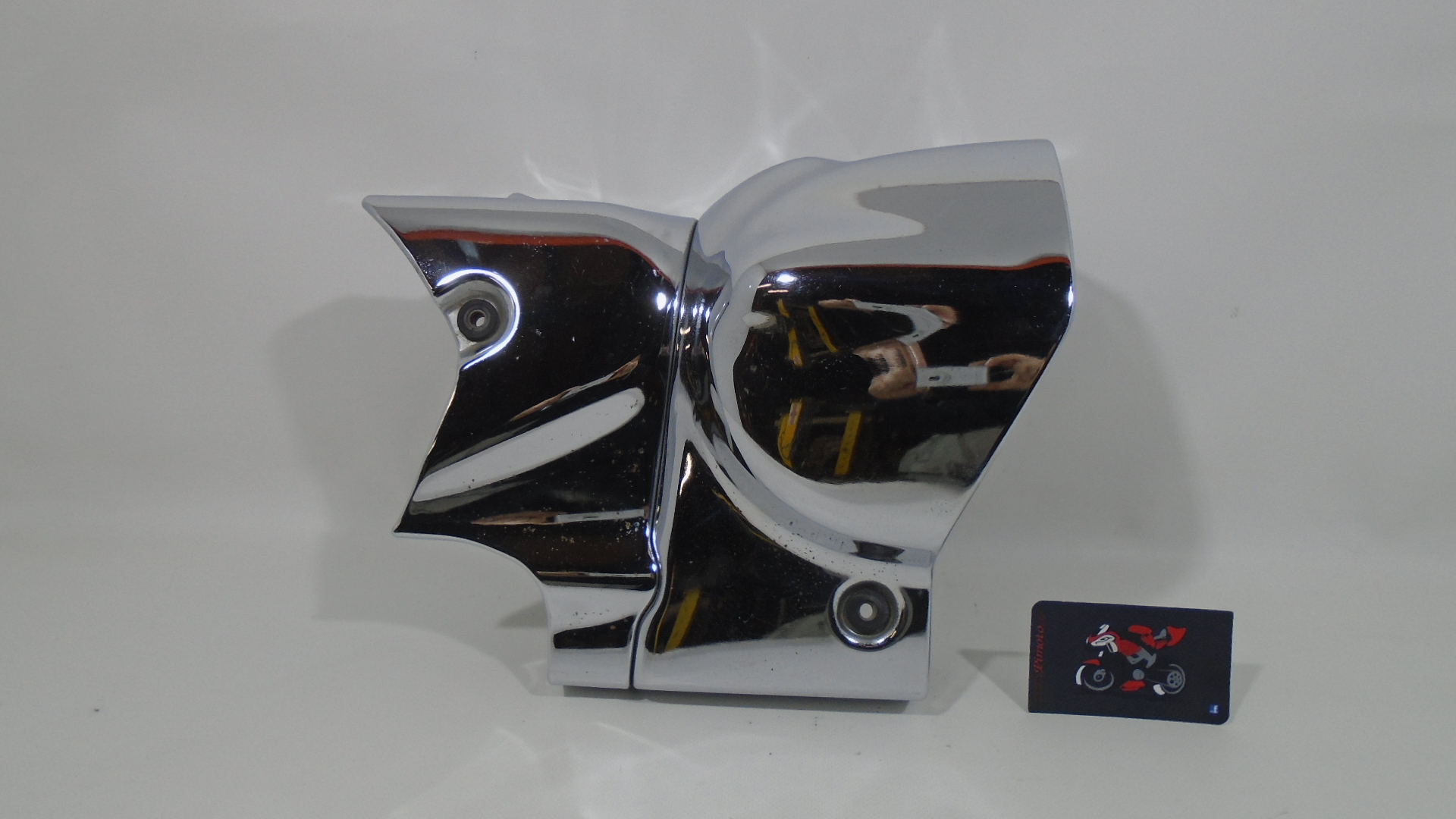 TAPA CROMO INFERIOR IZQUIERDA SUZUKI INTRUDER M1800R