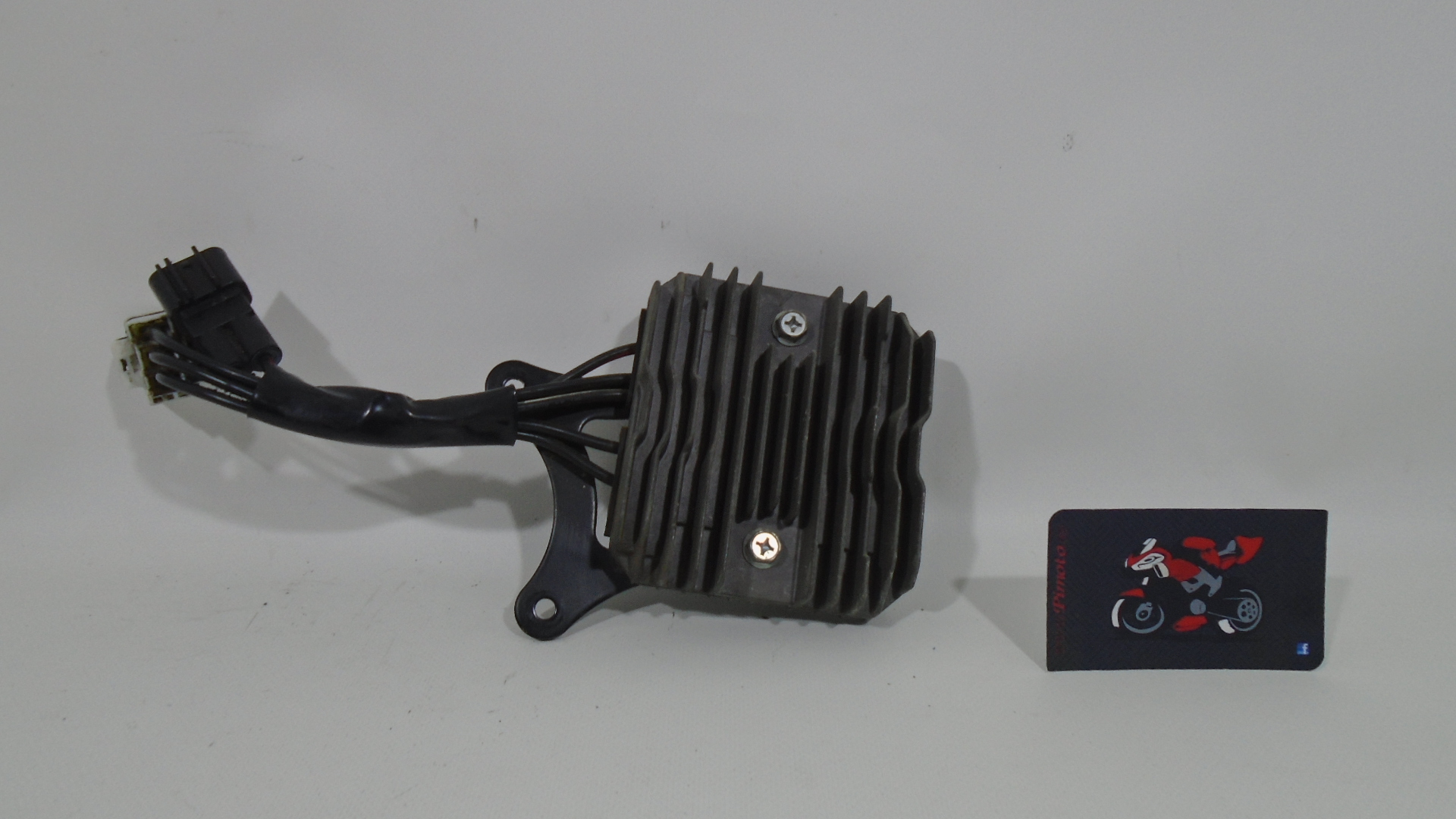 REGULADOR DE CORRIENTE SUZUKI INTRUDER M1800R