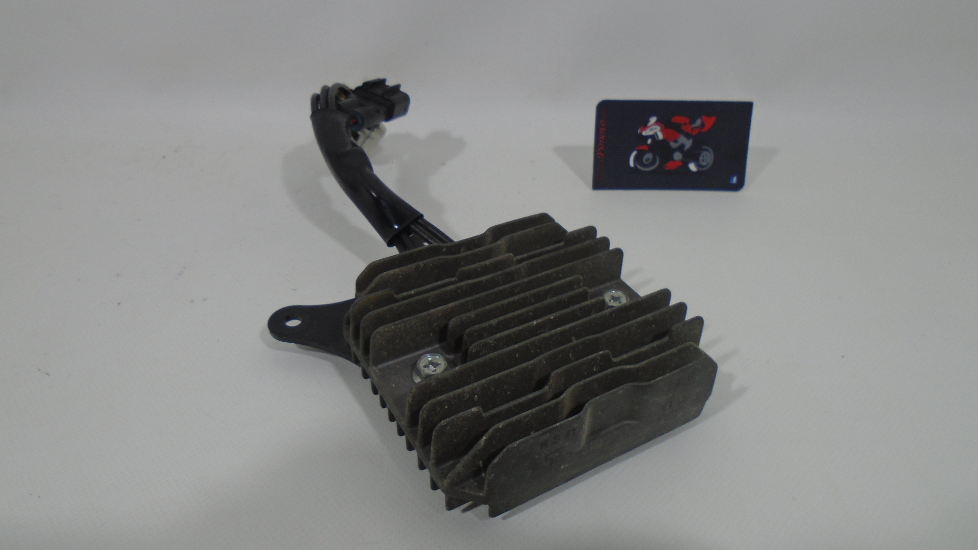 REGULADOR DE CORRIENTE SUZUKI INTRUDER M1800R - Imagen 4