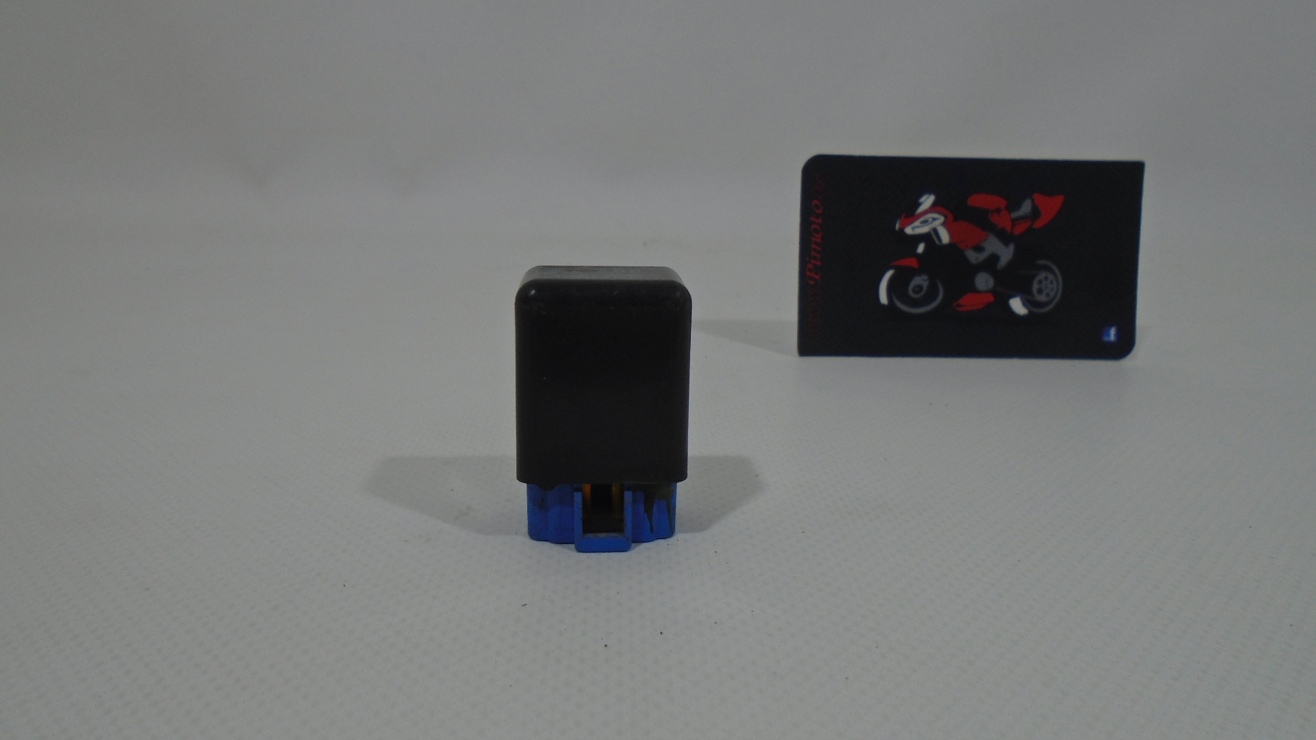 RELE 4 PINS AZUL SUZUKI INTRUDER M1800R