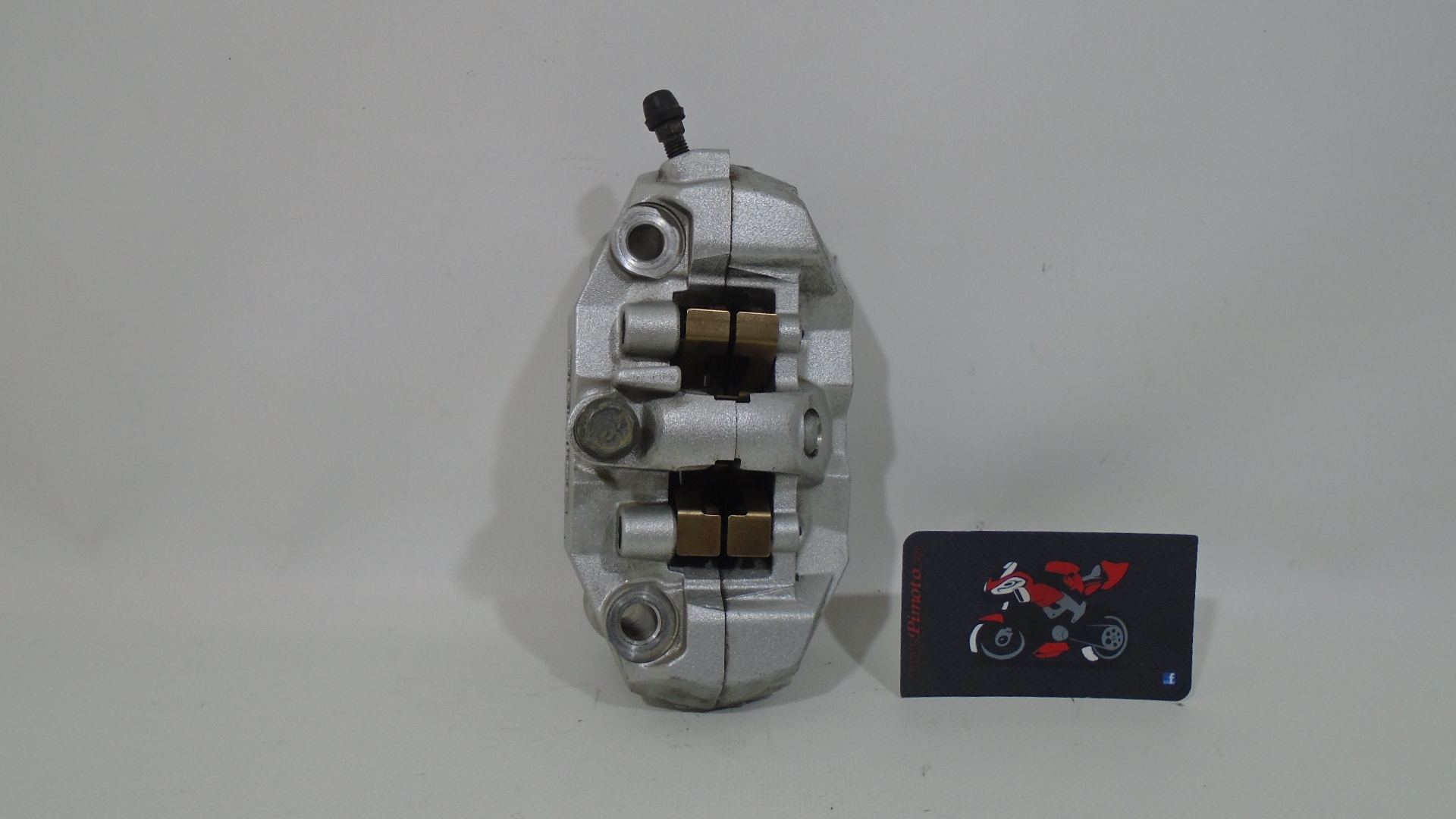 PINZA DE FRENO DELANTERO IZQUIERDO SUZUKI INTRUDER M1800R