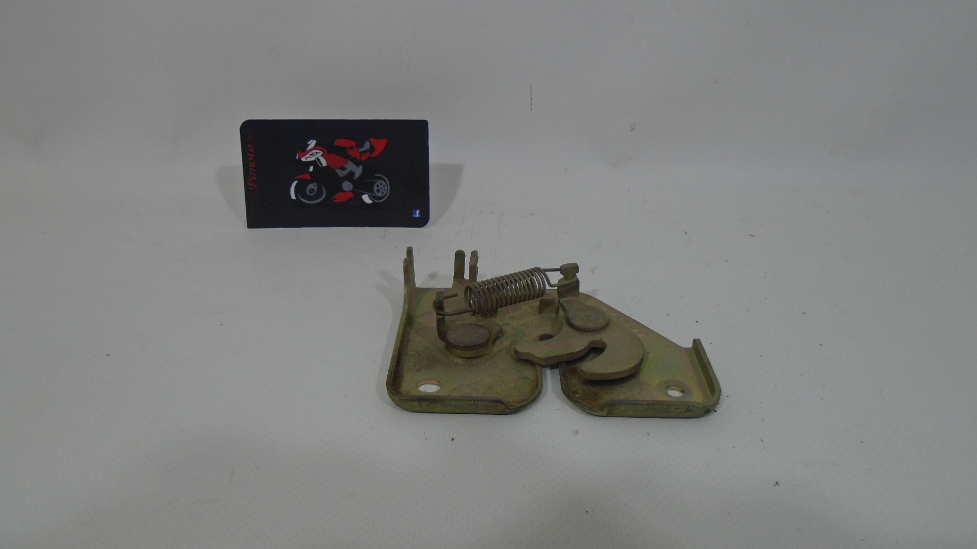 CERRADURA COMPARTIMENTO KYMCO QUANNON 125 - Imagen 4