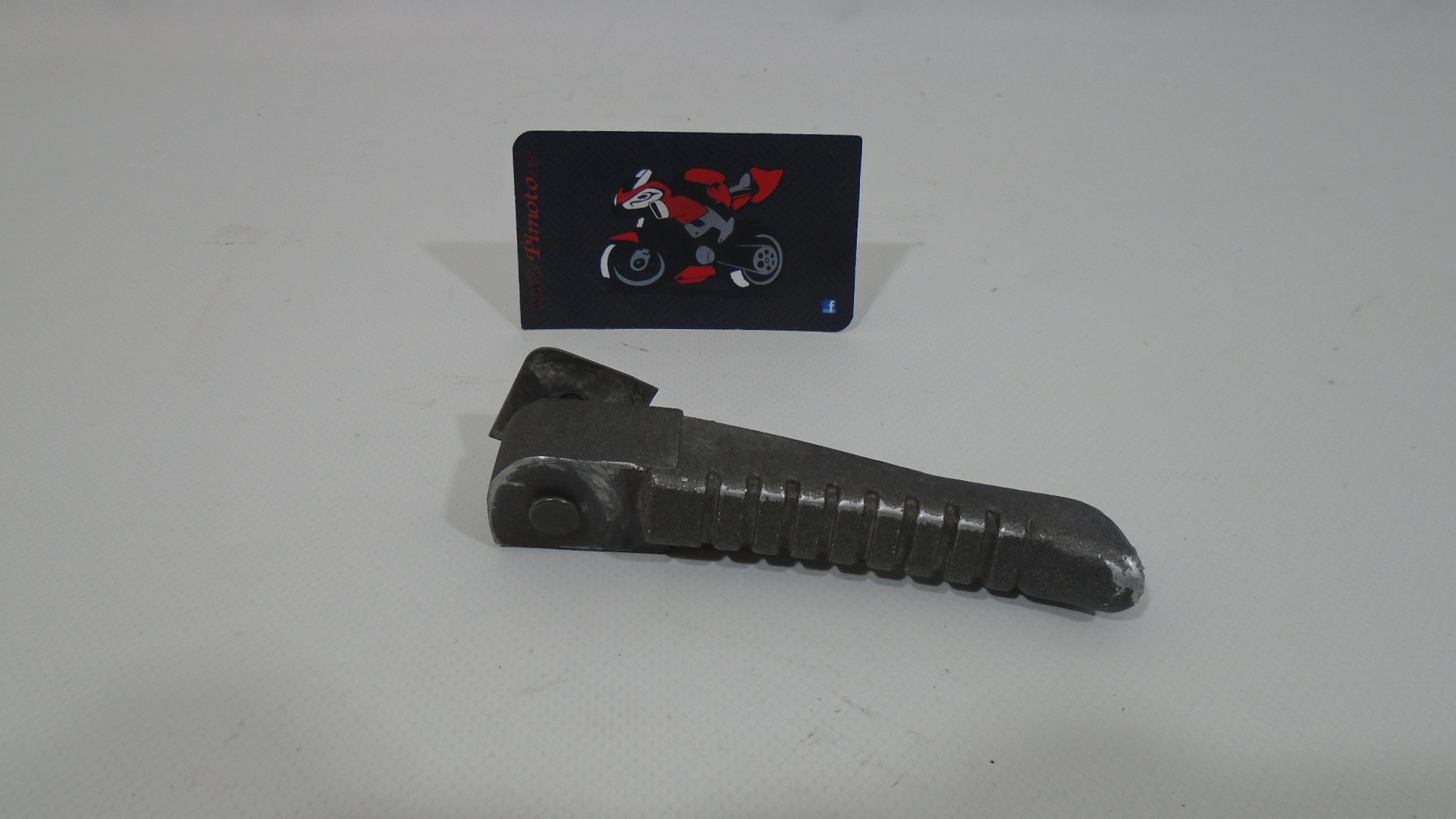 ESTRIBO TRASERO IZQUIERDO KYMCO QUANNON 125
