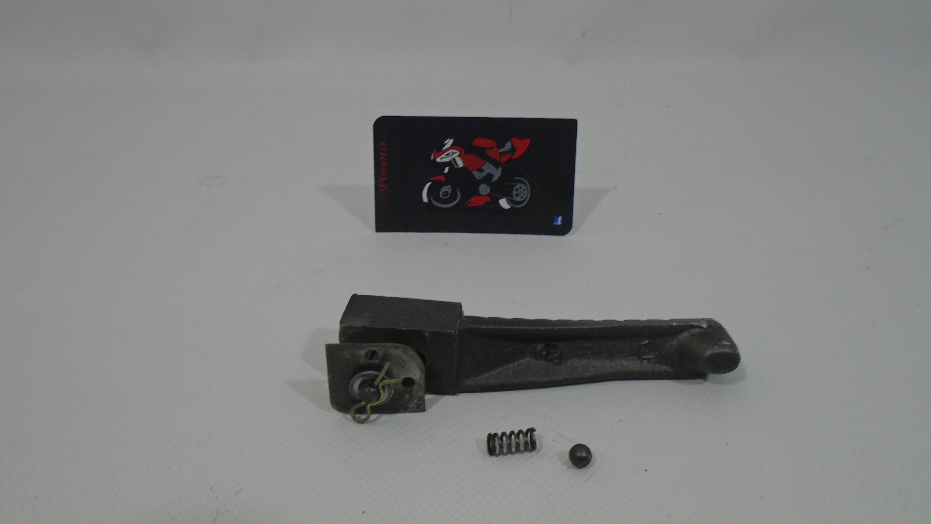 ESTRIBO TRASERO IZQUIERDO KYMCO QUANNON 125 - Imagen 3