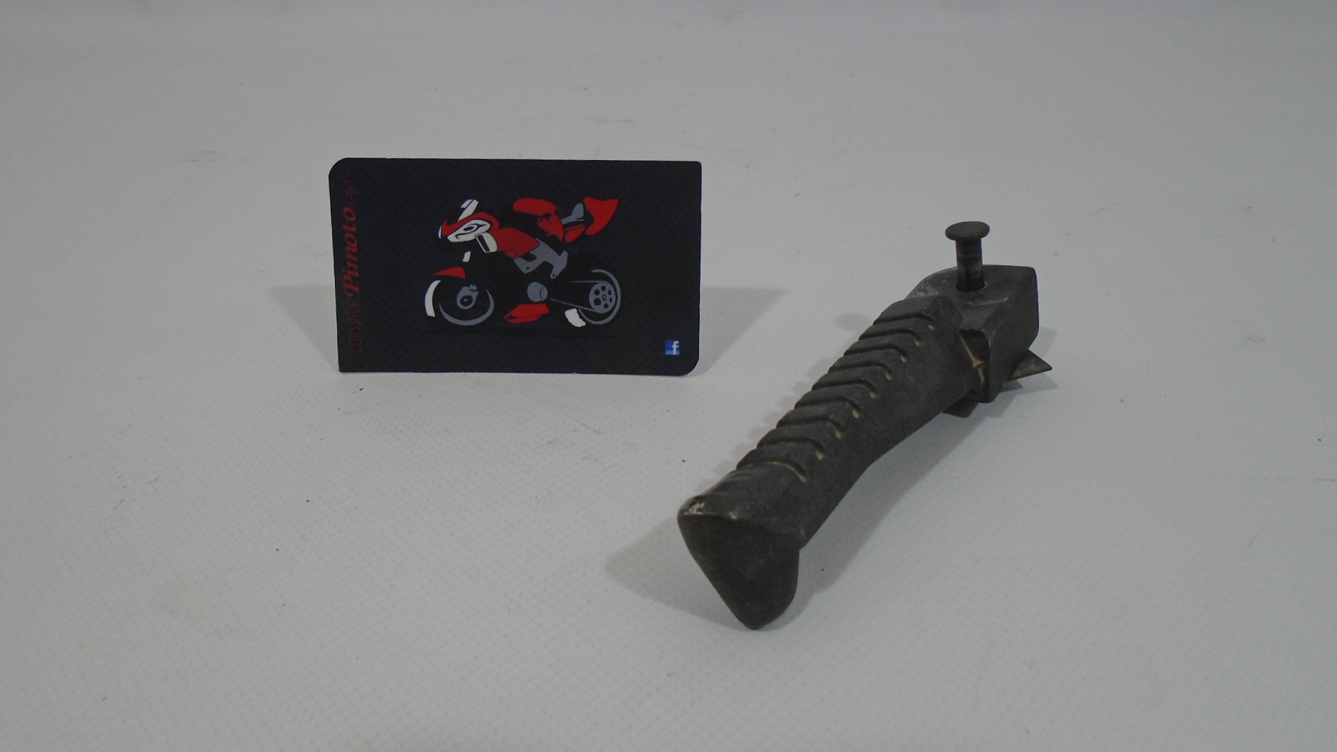 ESTRIBO TRASERO DERECHO KYMCO QUANNON 125 - Imagen 3