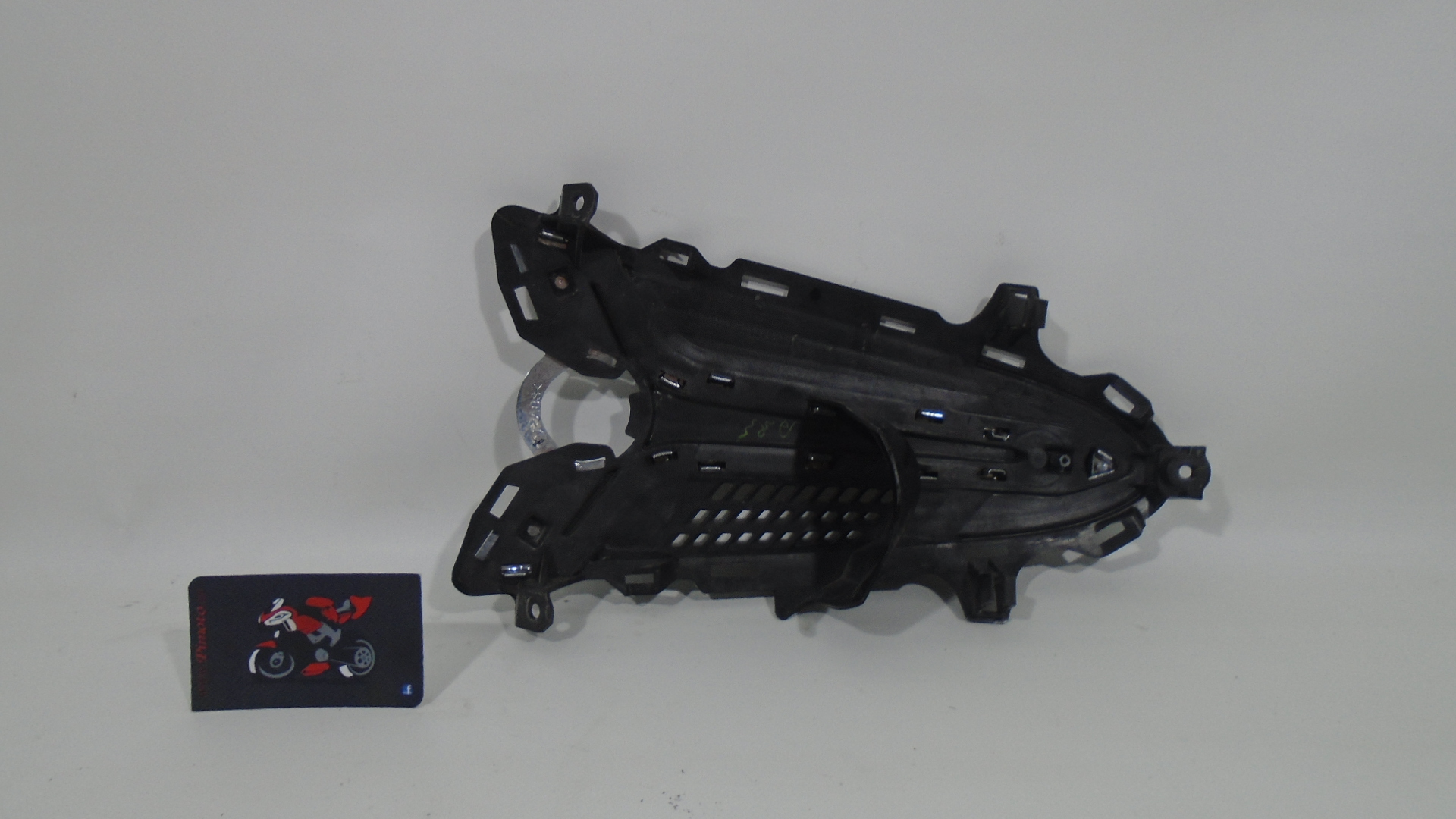EMBELLECEDOR FRONTAL YAMAHA D-ELIGHT 115s 13-15 - Imagen 4