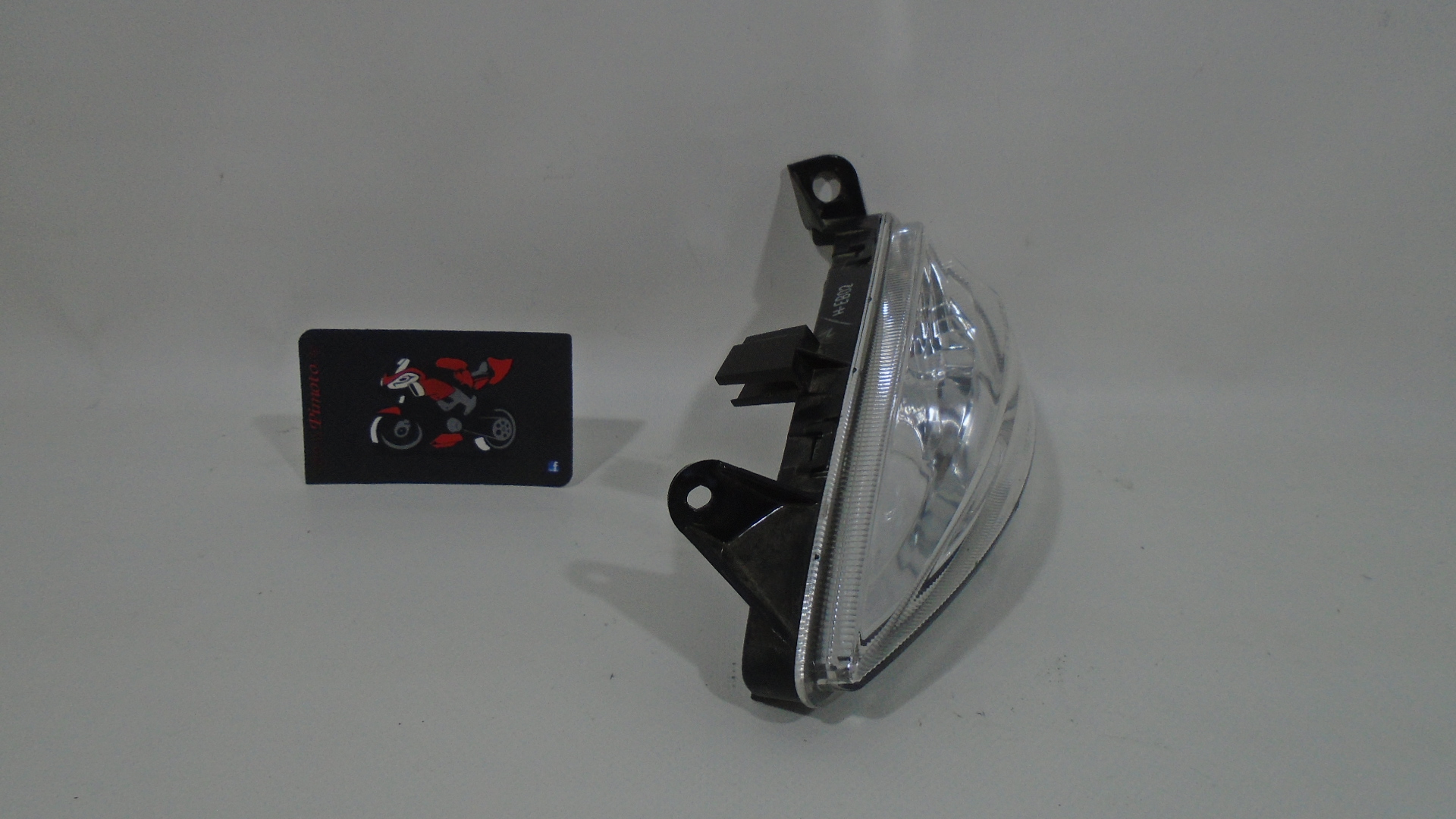 INTERMITENTE TRASERO IZQUIERDO YAMAHA D-ELIGHT 115s 13-15 - Imagen 3