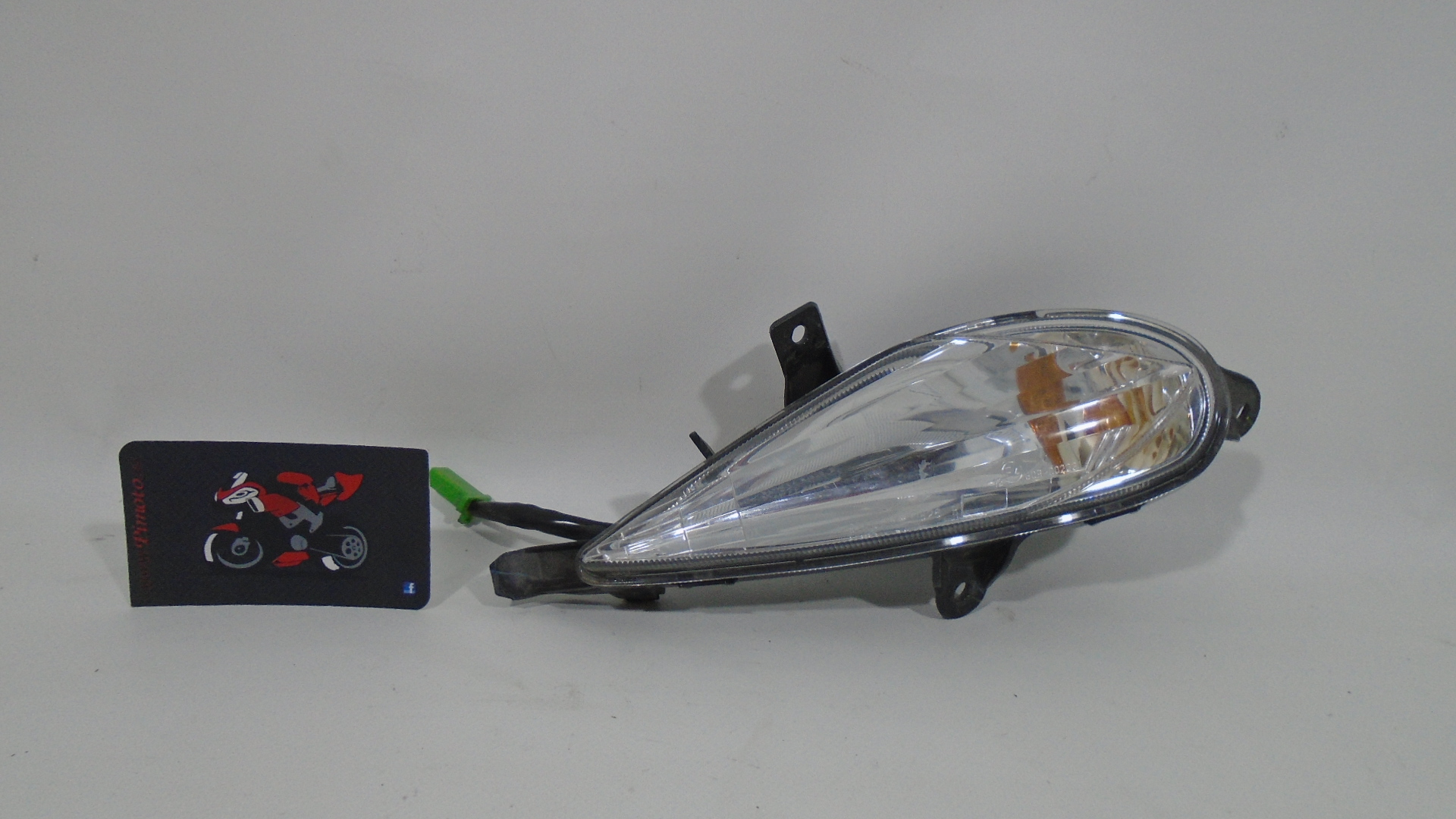 INTERMITENTE DELANTERO DERECHO YAMAHA D-ELIGHT 115s 13-15