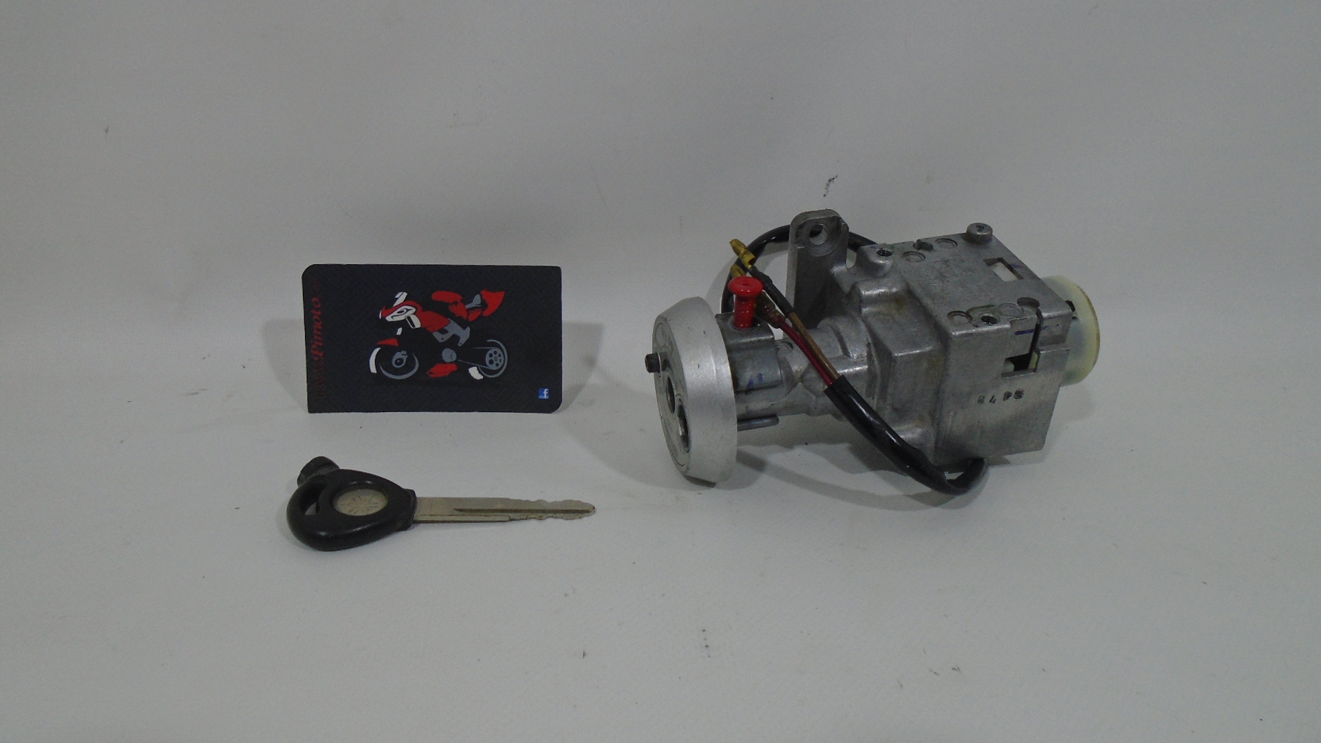 CERRADURA DE CONTACTO + LLAVE YAMAHA D-ELIGHT 115s 13-15