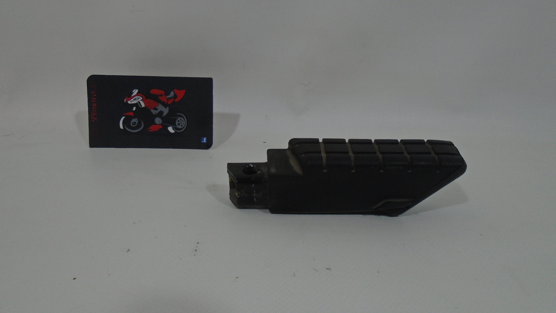 ESTRIBO DERECHO YAMAHA D-ELIGHT 115s 13-15
