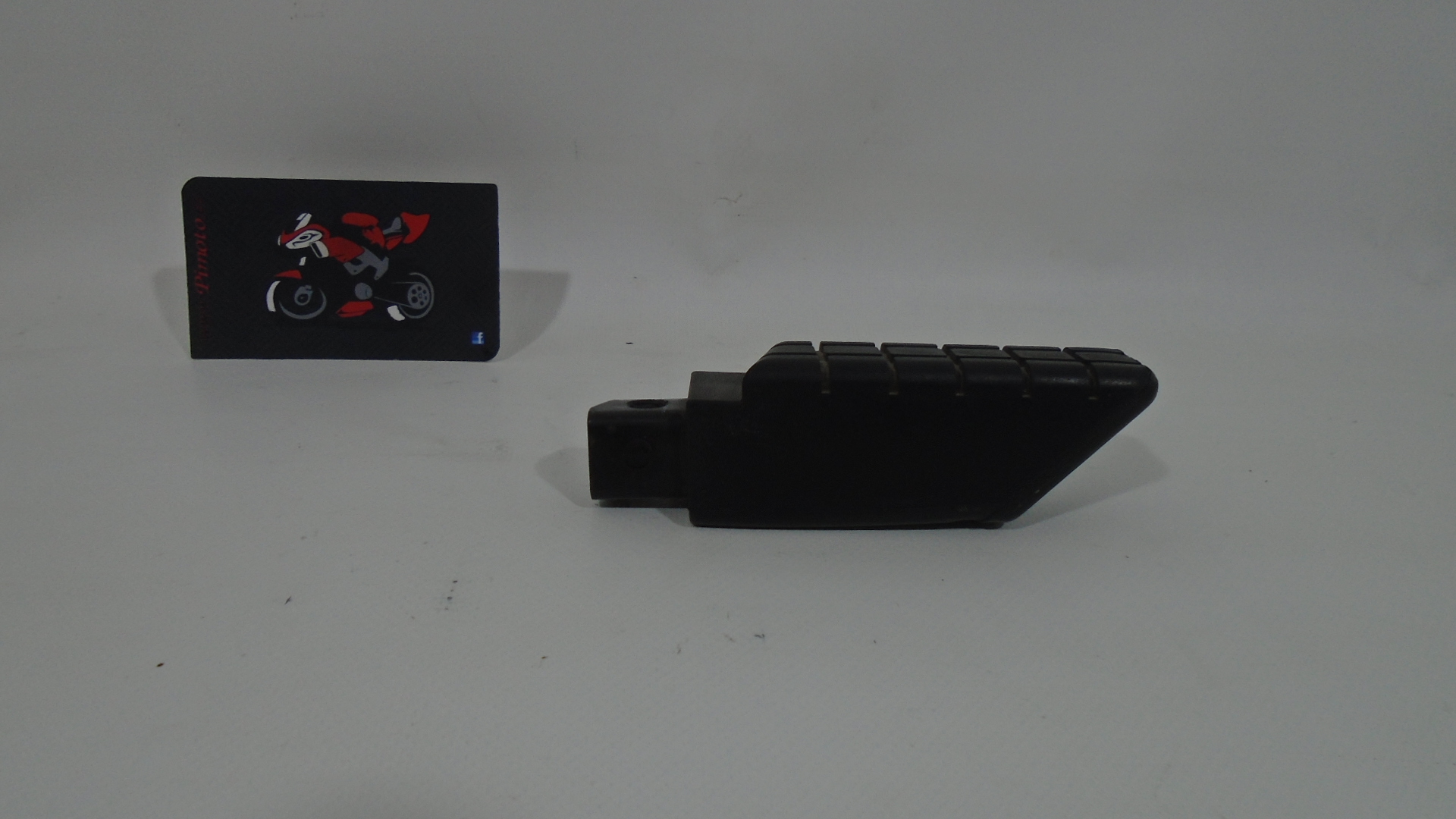 ESTRIBO DERECHO YAMAHA D-ELIGHT 115s 13-15