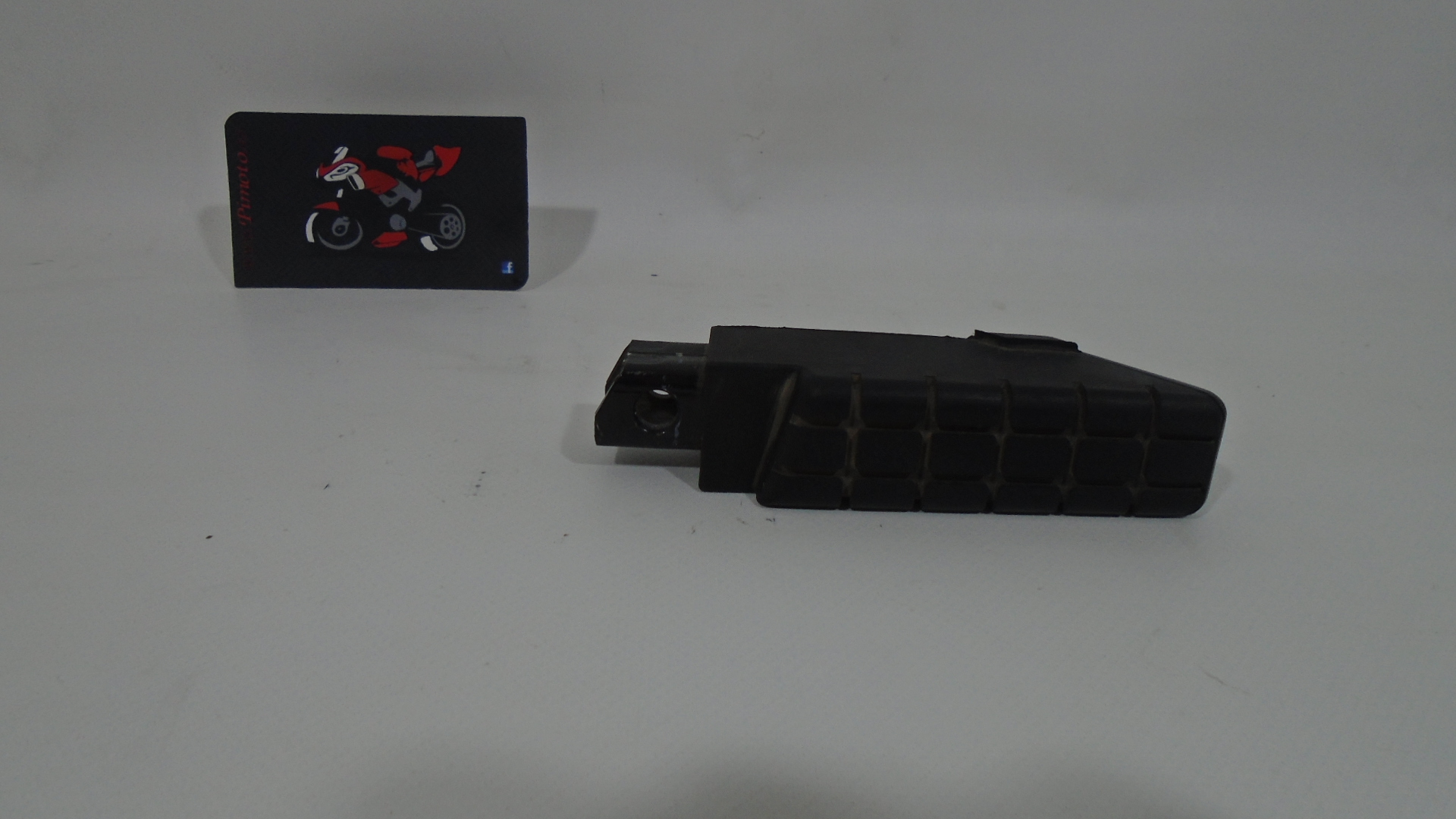 ESTRIBO DERECHO YAMAHA D-ELIGHT 115s 13-15 - Imagen 3