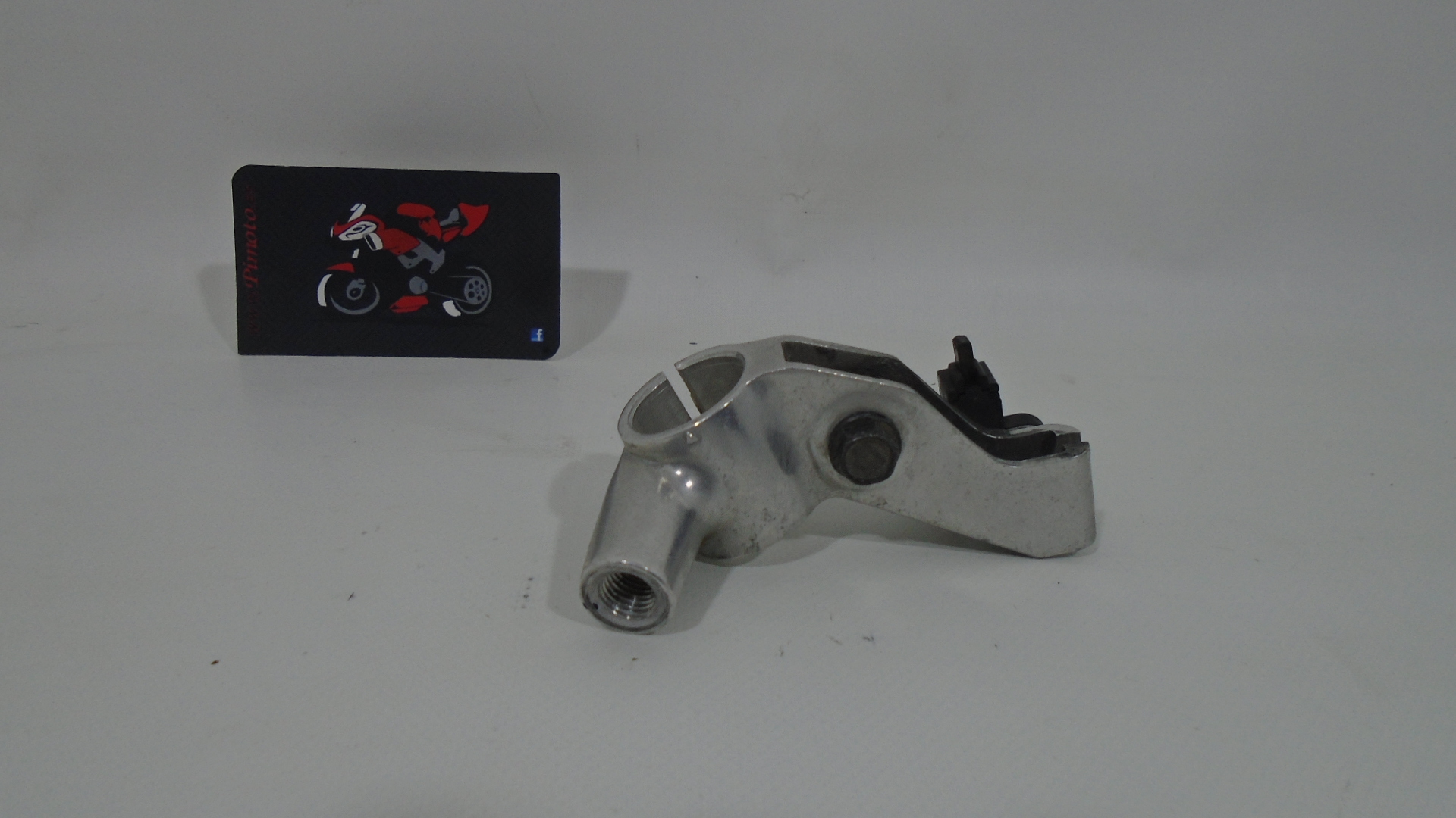 SOPORTE MANETA DE FRENO TRASERO YAMAHA D-ELIGHT 115s 13-15