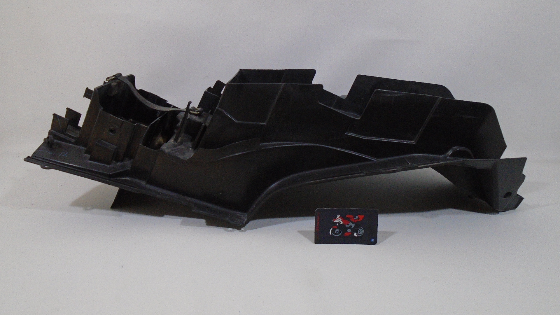 PASO DE RUEDA SUZUKI V-STROM 650 04-07 - Imagen 3
