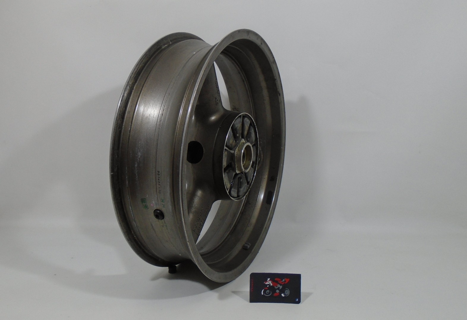 LLANTA TRASERA SUZUKI SV 650 INYECCION 03-05 - Imagen 4