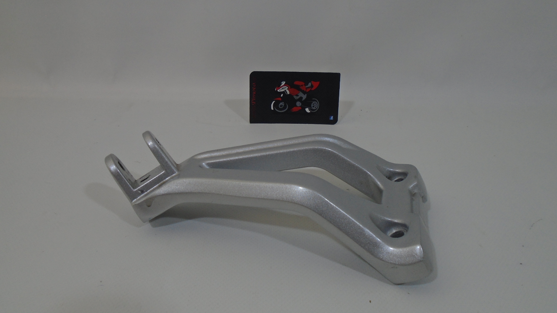 SOPORTE ESTRIBO TRASERO IZQUIERDO MACBOR MONTANA XR1 - Imagen 4