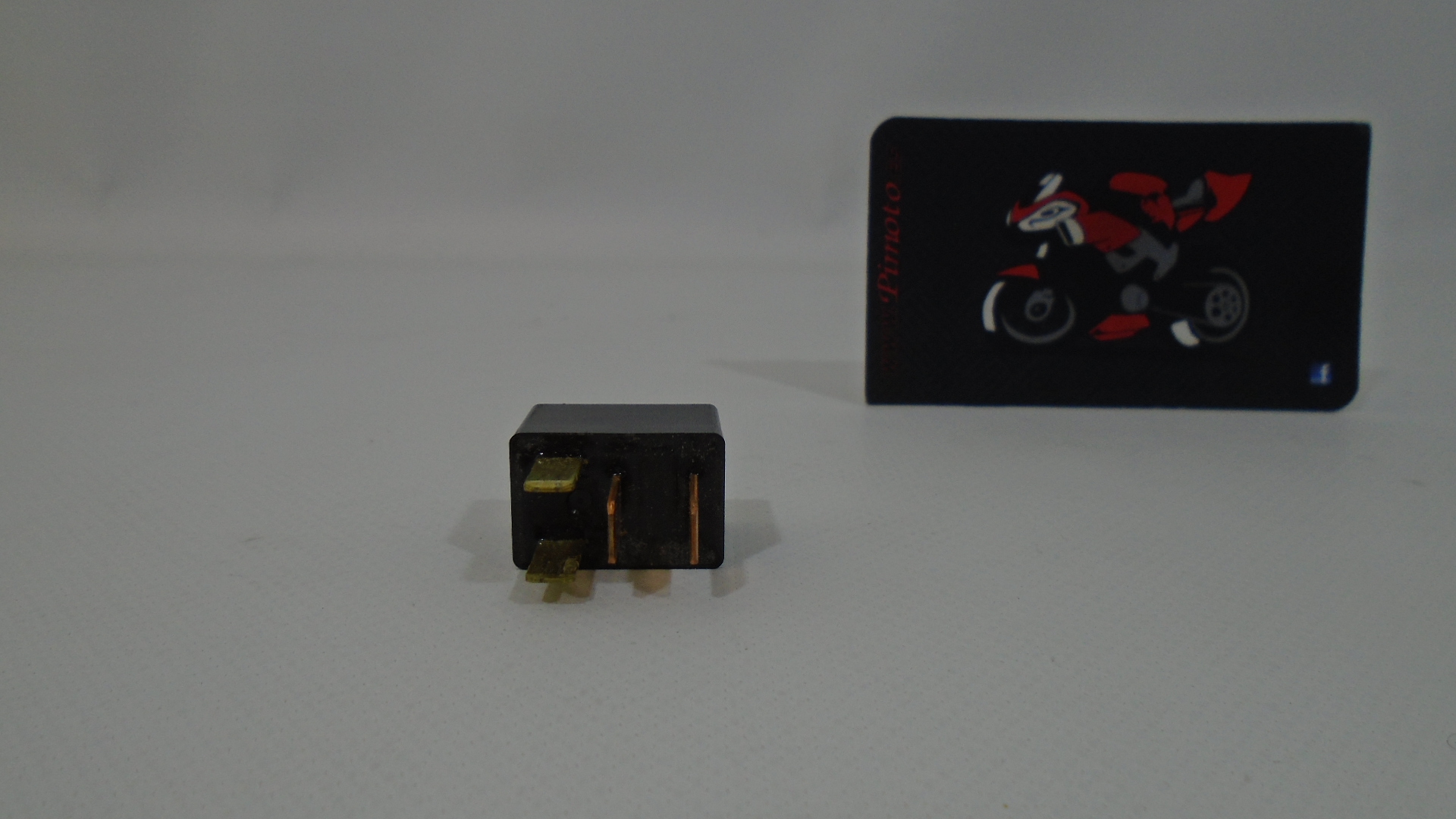 RELE MICRO 4 PINS HONDA CBR 600RR 2007/2012 - Imagen 3