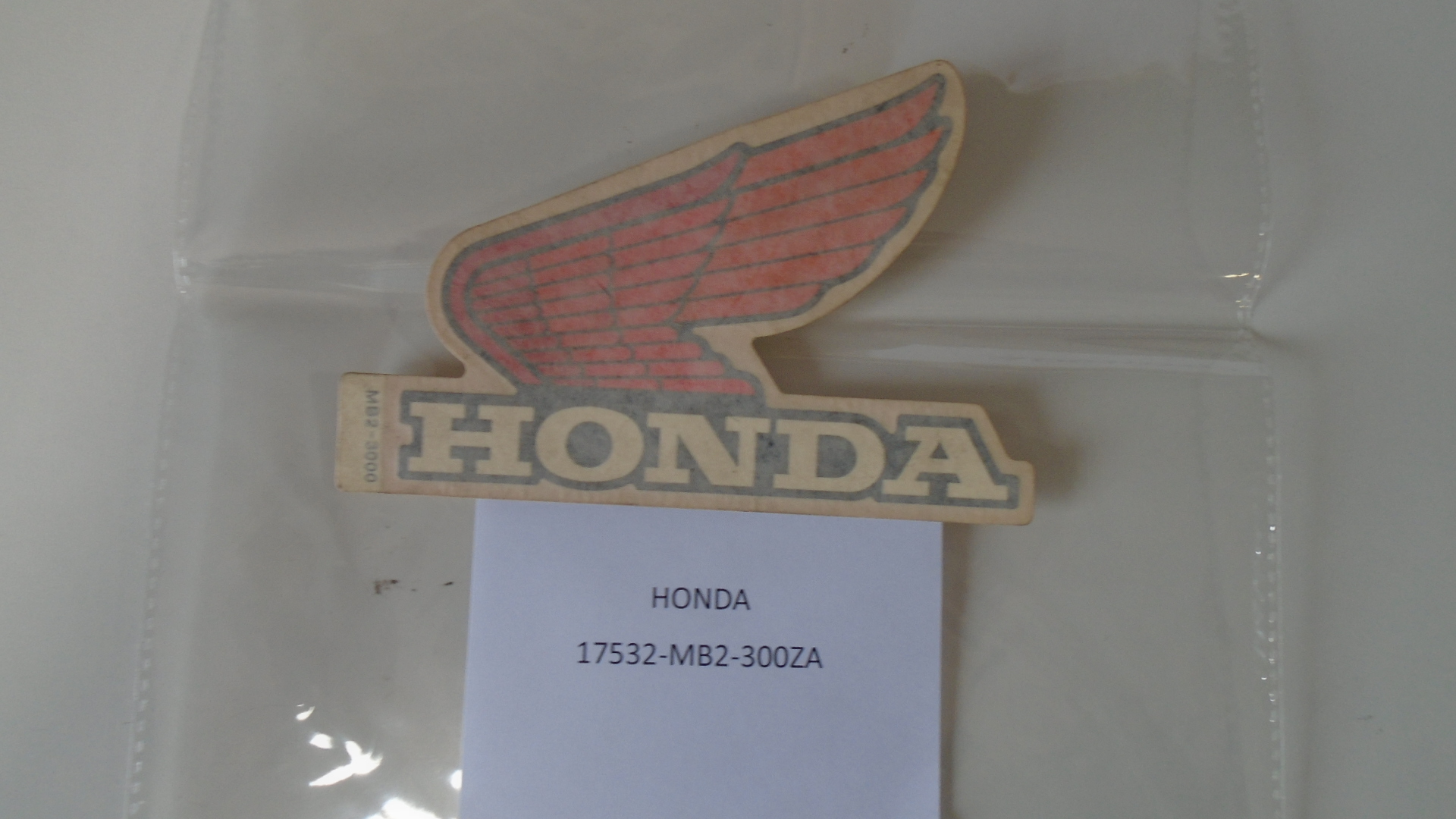 17532-MB2-300ZA ADHESIVOS OEM HONDA.