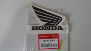17511-MCJ-970ZA ADHESIVOS OEM HONDA.