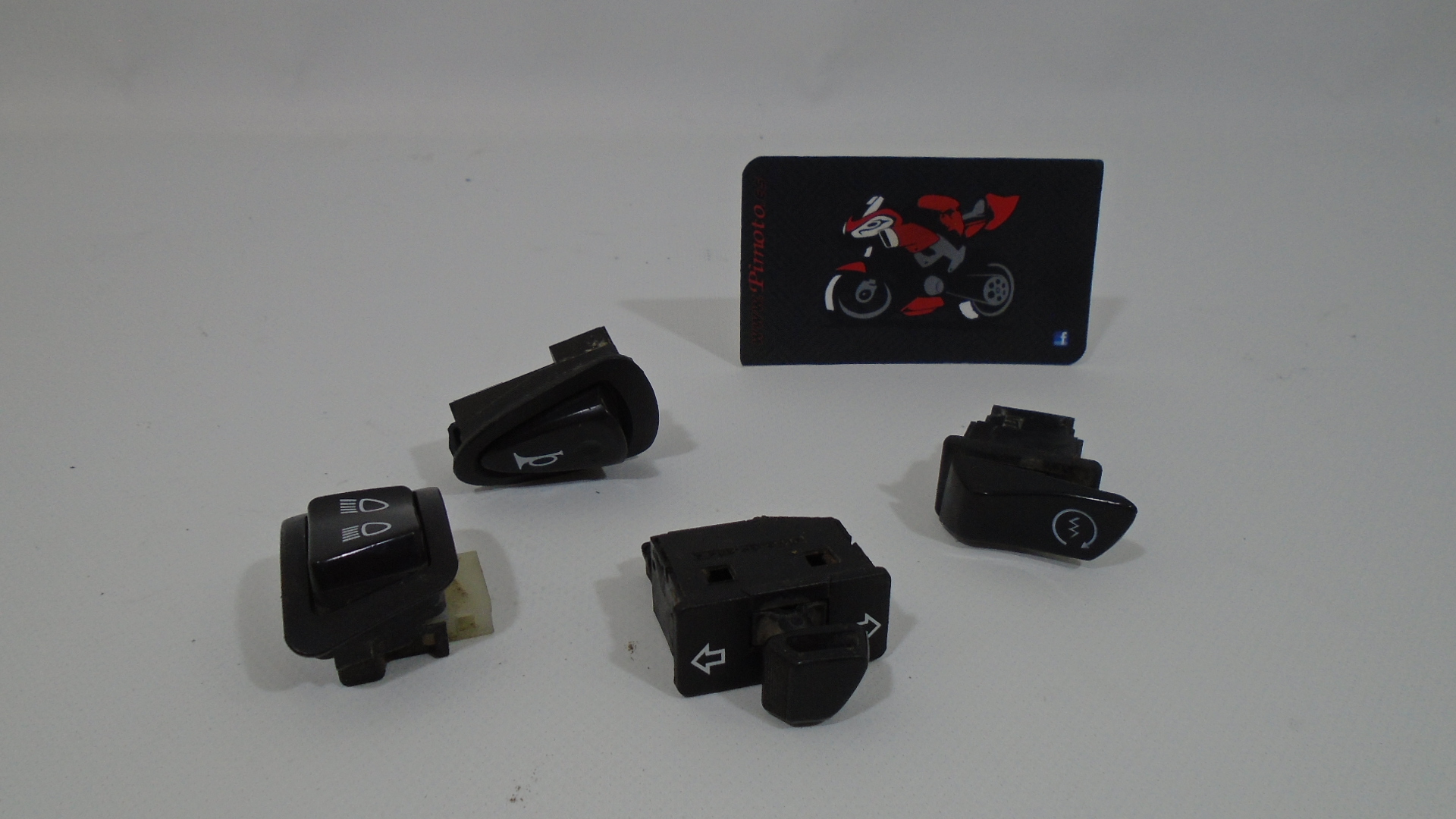CONJUNTO DE LLAVES DE LUCES / INTERRUPTORES HONDA VISION 110 11/16