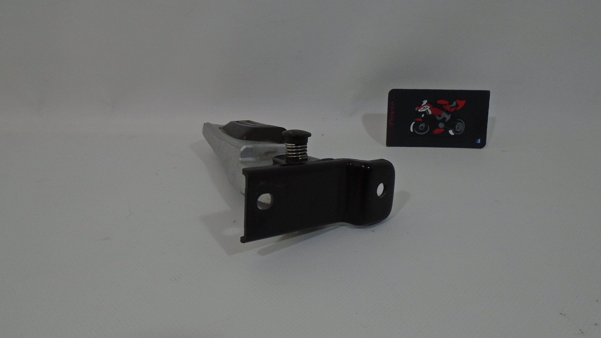 ESTRIBO TRASERO DERECHO SYM MAXSYM 400 - Imagen 3