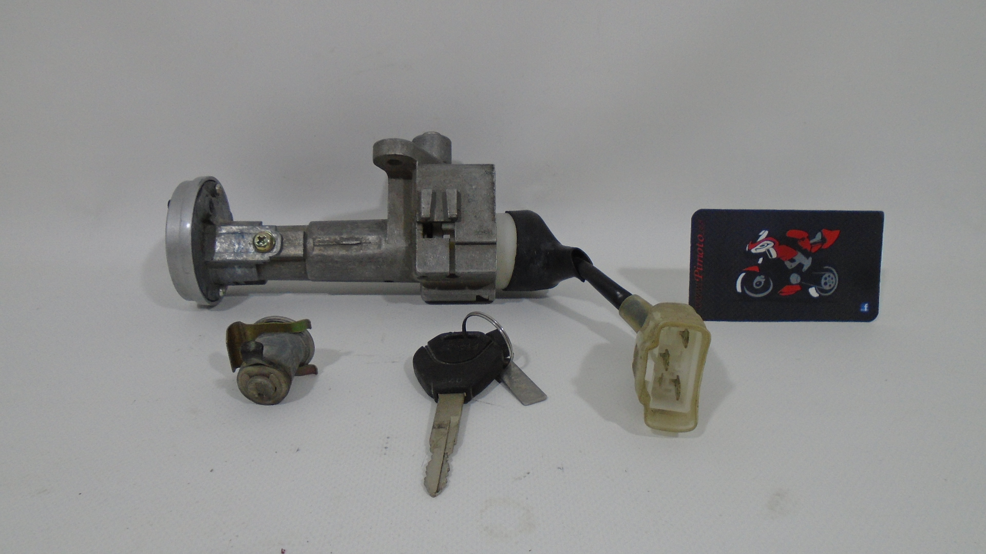CONJUNTO DE CERRADURAS SYM MAXSYM 400 - Imagen 3