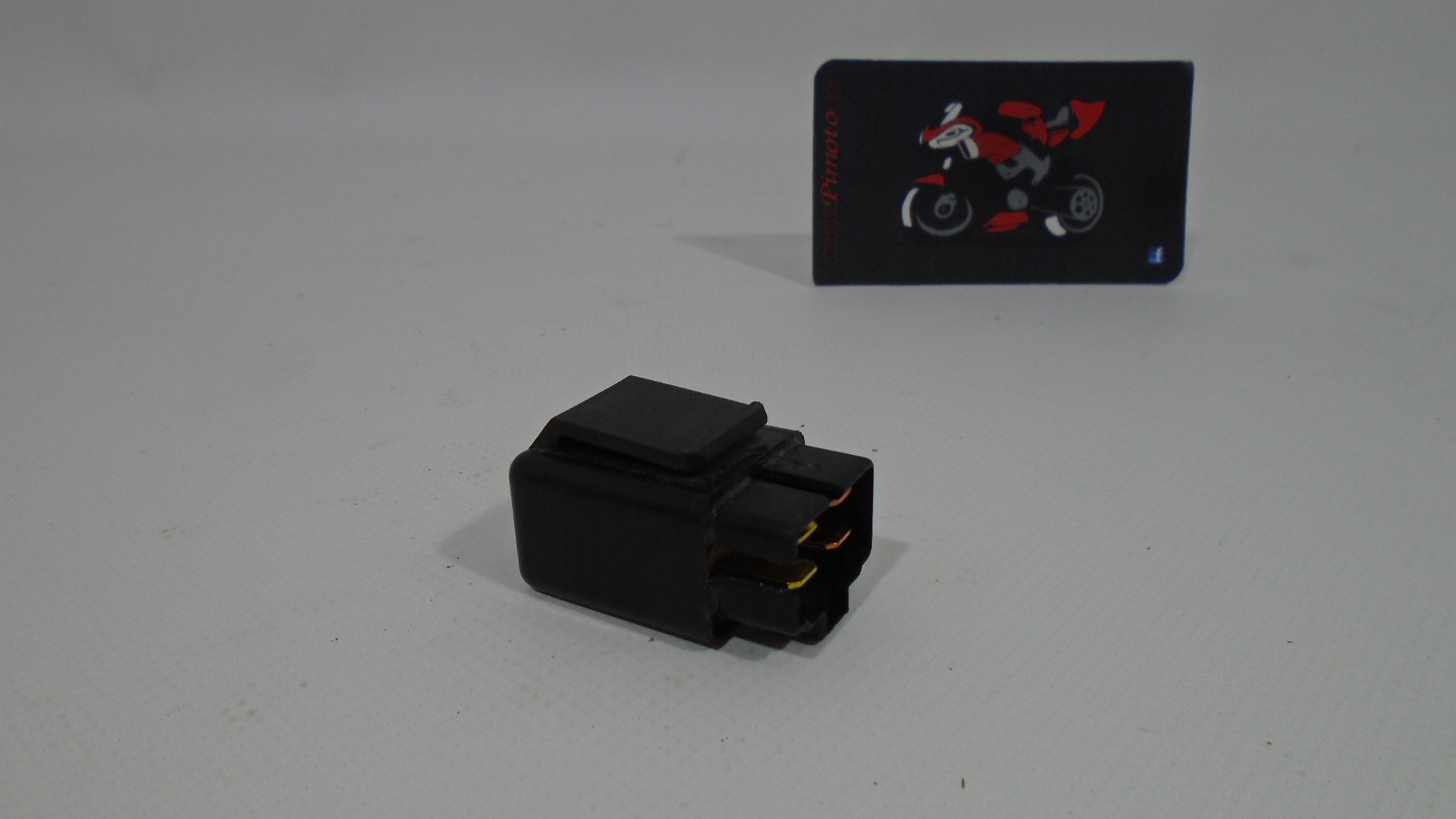 RELE 4 PINS H5B 626 SYM MAXSYM 400 - Imagen 4