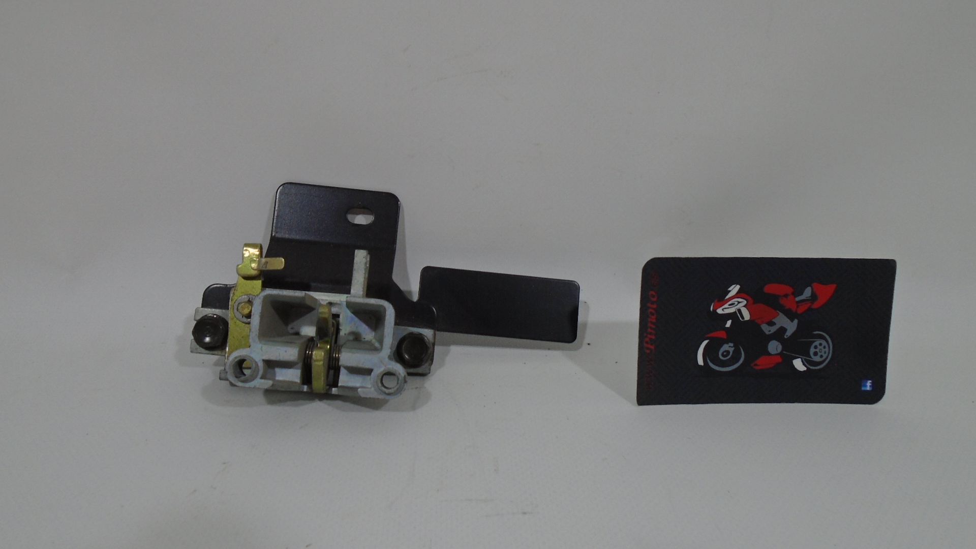 CERRADURA DERECHA ASIENTO SYM MAXSYM 400 - Imagen 3