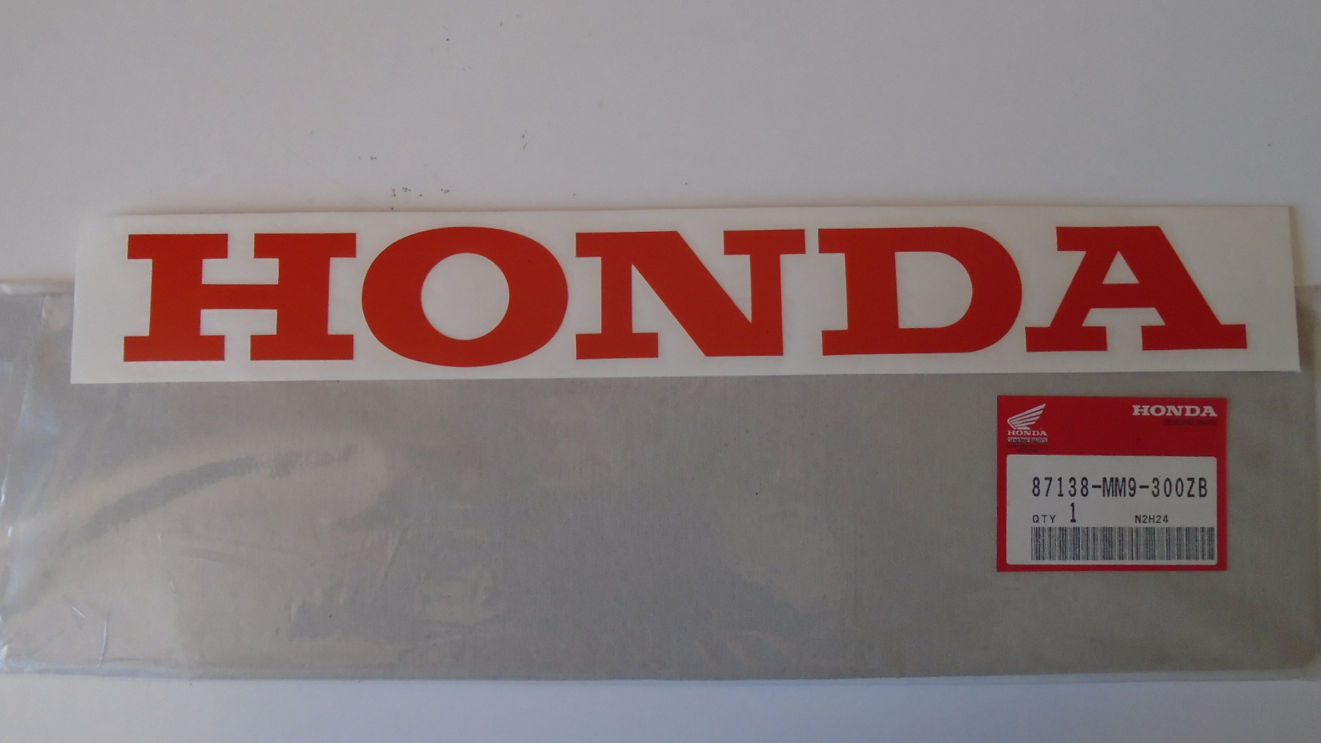 87138-MM9-300ZB ADHESIVOS OEM HONDA.