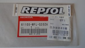 61105-MFL-G20ZA ADHESIVOS OEM HONDA.