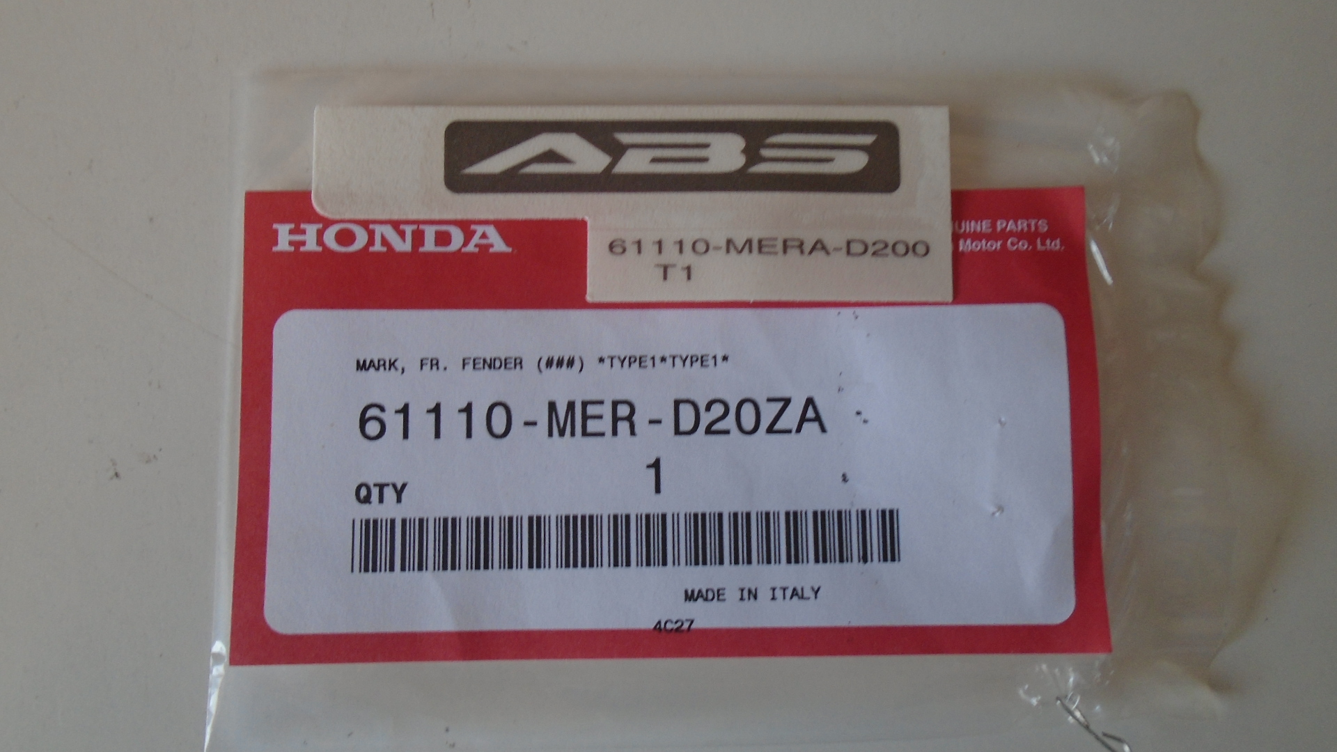 61110-MER-DZ0ZA ADHESIVOS OEM HONDA.
