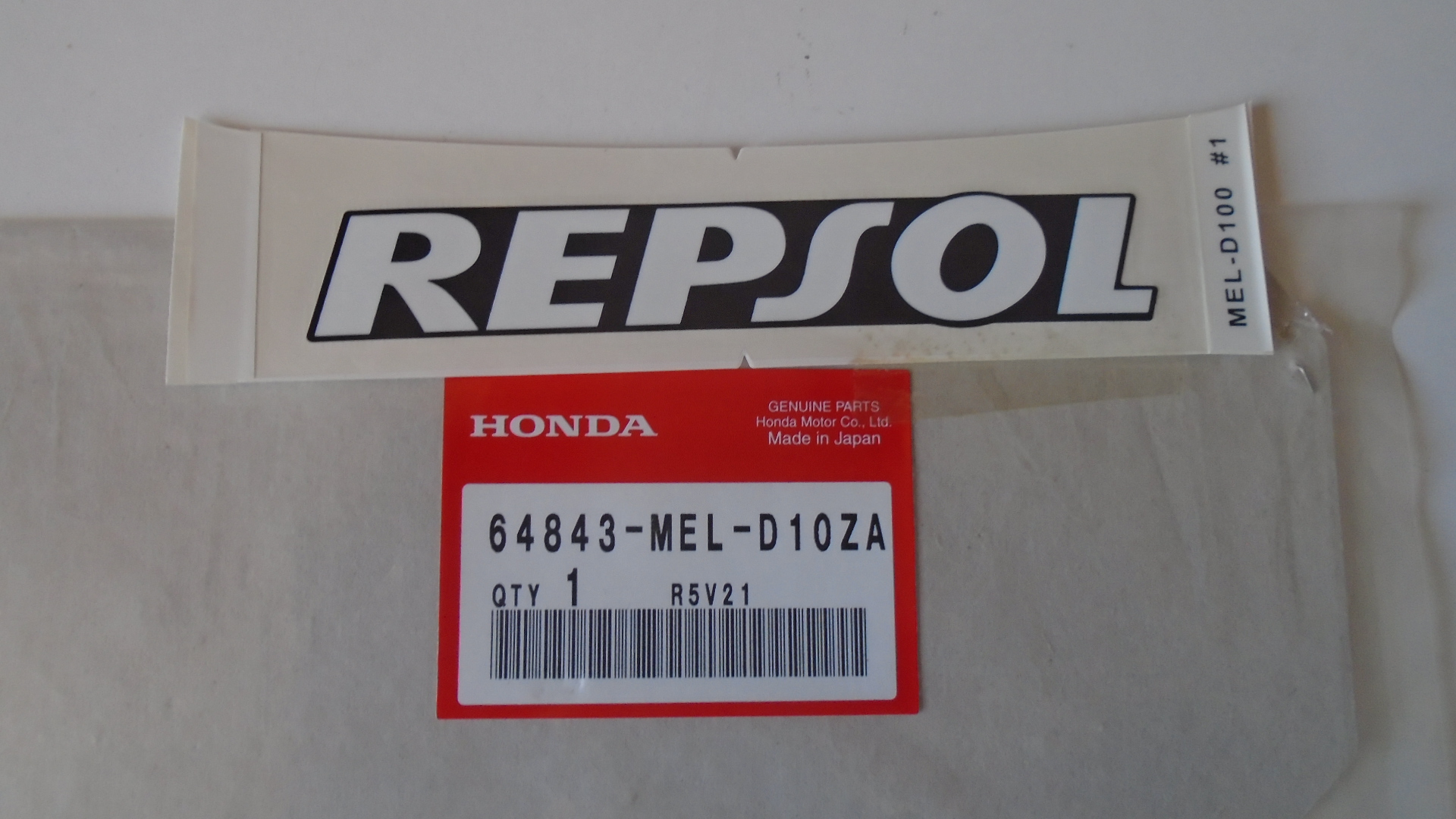 64843-MEL-D10ZA ADHESIVOS OEM HONDA.