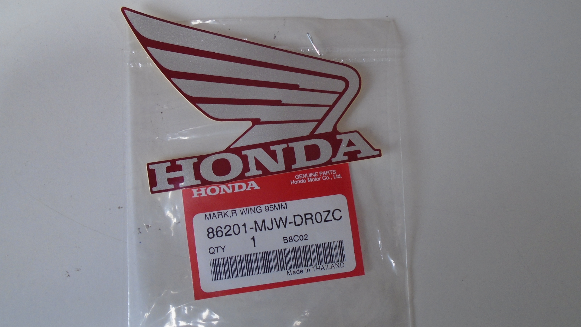 86201-MJW-DR0ZC ADHESIVOS OEM HONDA.