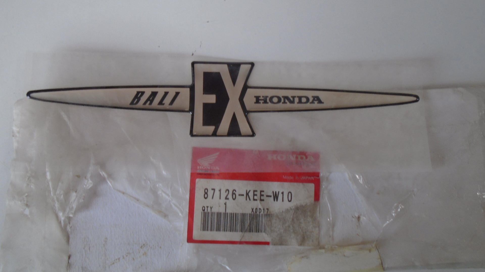 87126-KEE-W10 ADHESIVOS OEM HONDA.