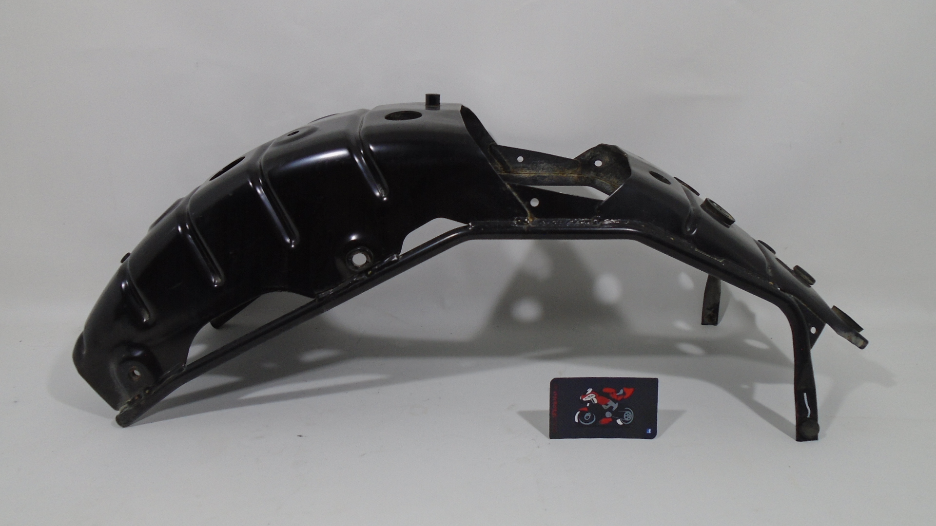 HERRAJE TRASERO GUARDABARROS SUZUKI INTRUDER c800 05/07