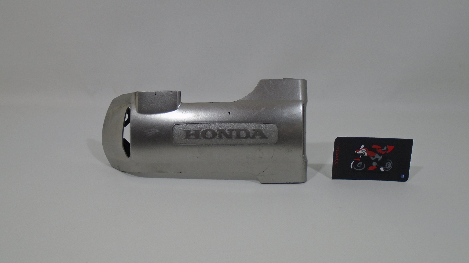 TAPA CUBIERTA MOTOR IZQUIERDA HONDA PAN EUROPEAN (ST 1300)