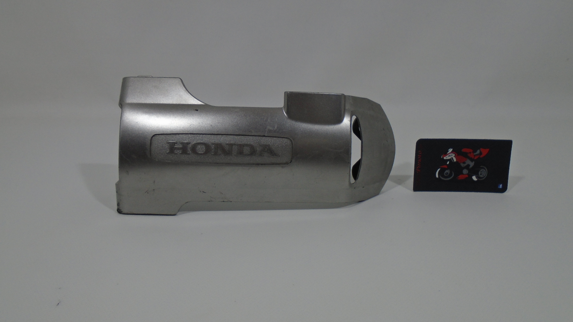 TAPA CUBIERTA MOTOR DERECHA HONDA PAN EUROPEAN (ST 1300)