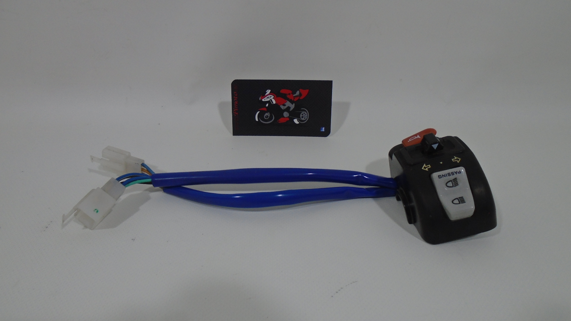 PI&Ntilde;A IZQUIERDA DE LUCES KYMCO AGILITY CITY 125 EURO3 - Imagen 4