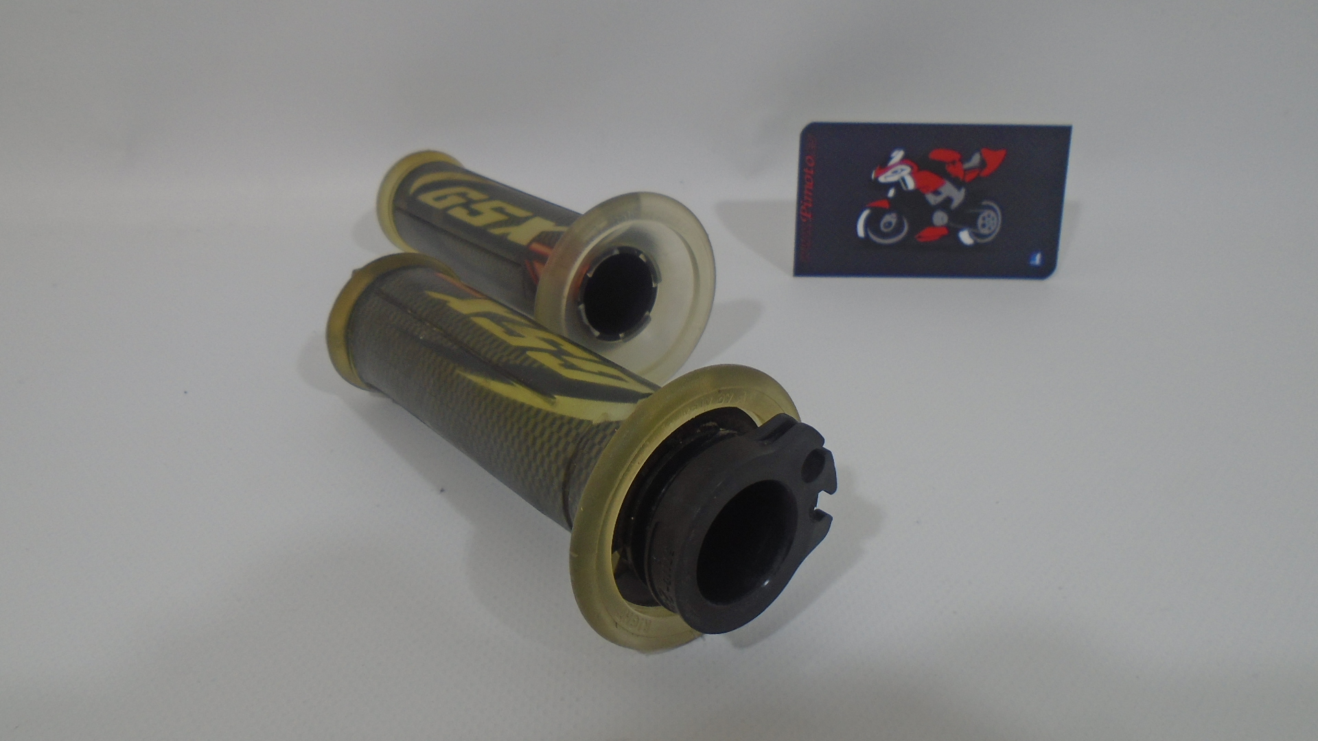 CA&Ntilde;A ACELERADOR CON PU&Ntilde;OS SUZUKI GSXR 600 2004/05 - Imagen 3