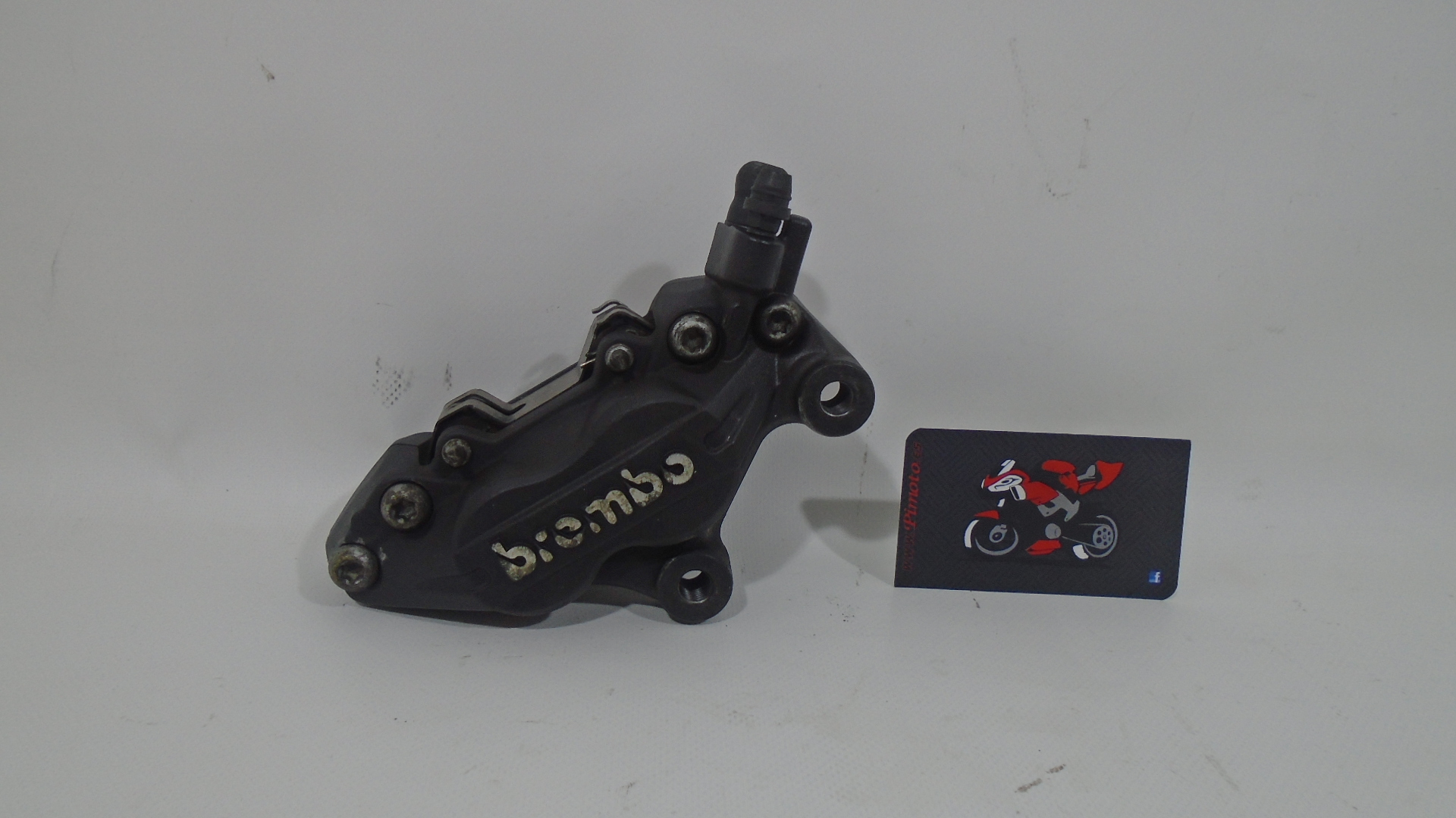 PINZA DE FRENO DELANTERO DERECHO BMW F 800 ST 05-12